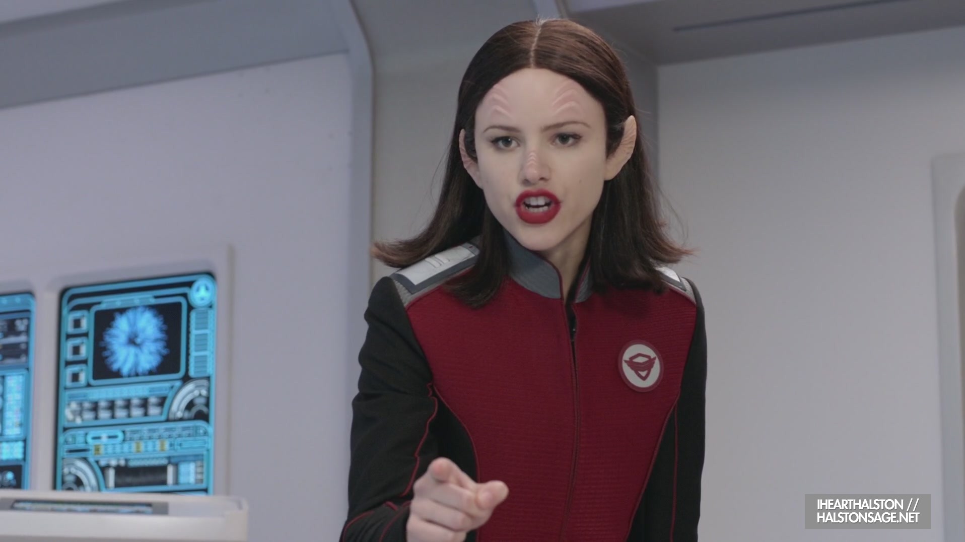 iHeartHalston_HalstonSageNet_TheOrville1x09Screencaps_245.jpg