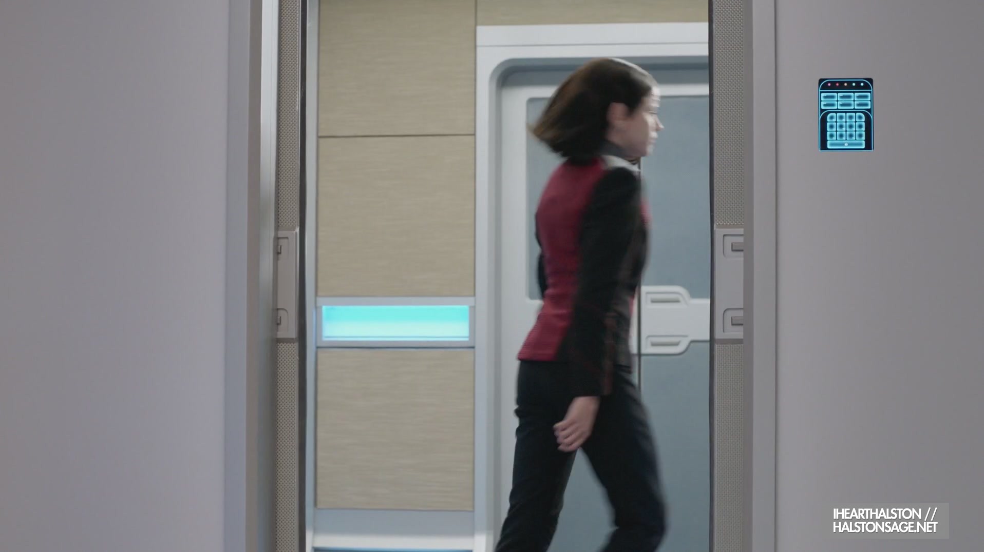 iHeartHalston_HalstonSageNet_TheOrville1x09Screencaps_251.jpg