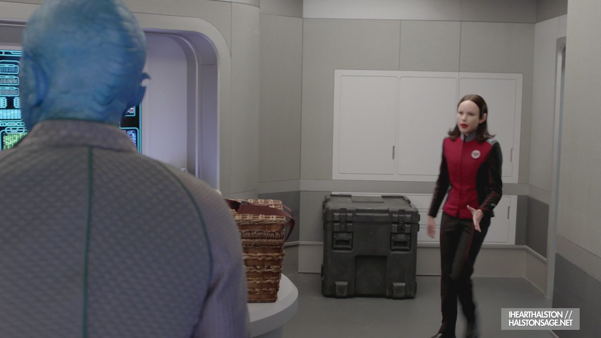 iHeartHalston_HalstonSageNet_TheOrville1x09Screencaps_252.jpg