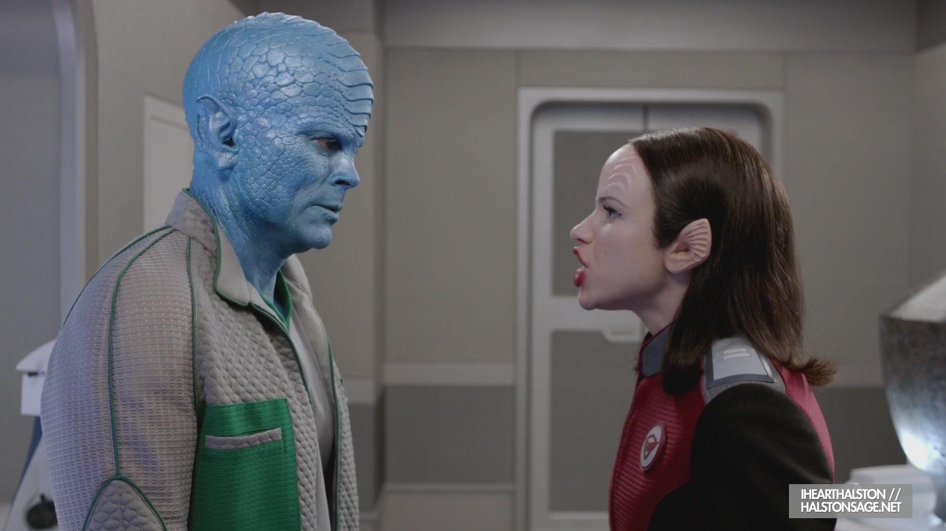 iHeartHalston_HalstonSageNet_TheOrville1x09Screencaps_271.jpg