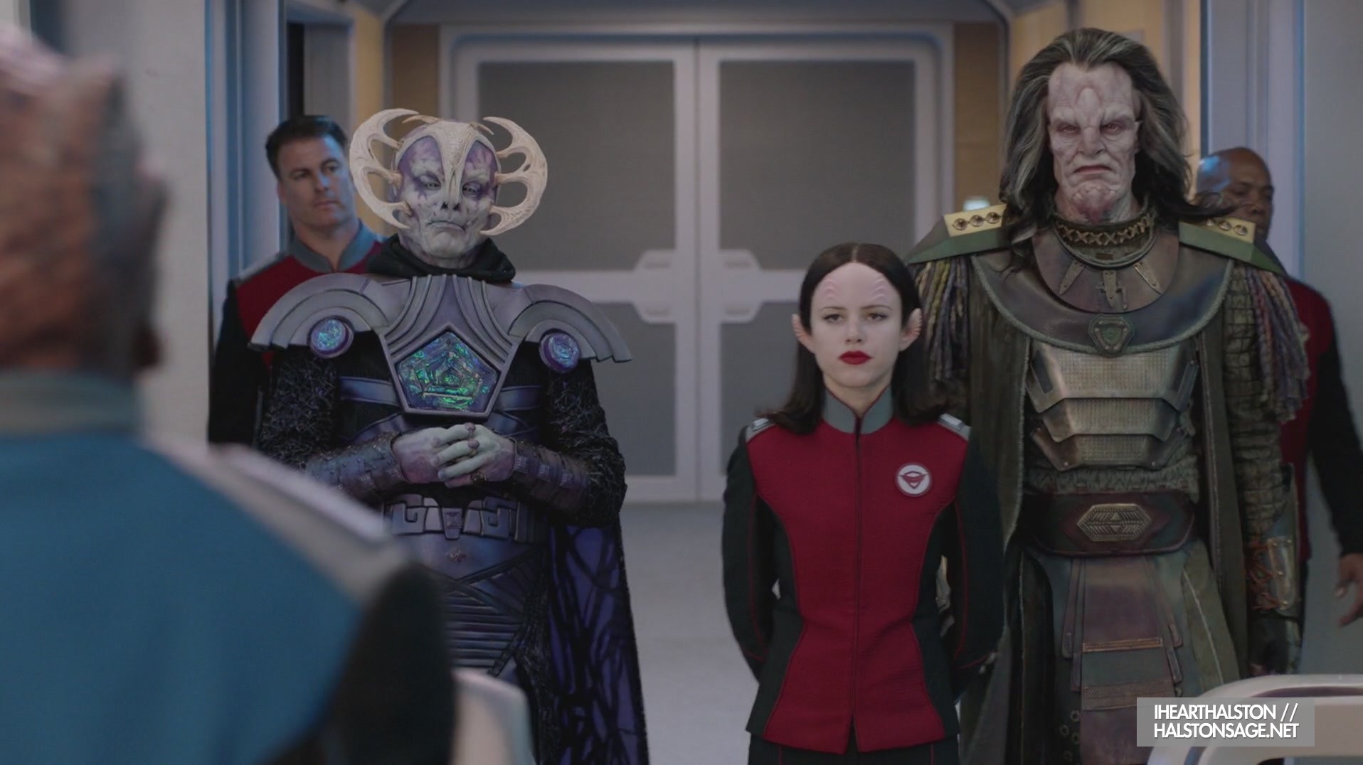 iHeartHalston_HalstonSageNet_TheOrville1x09Screencaps_324.jpg