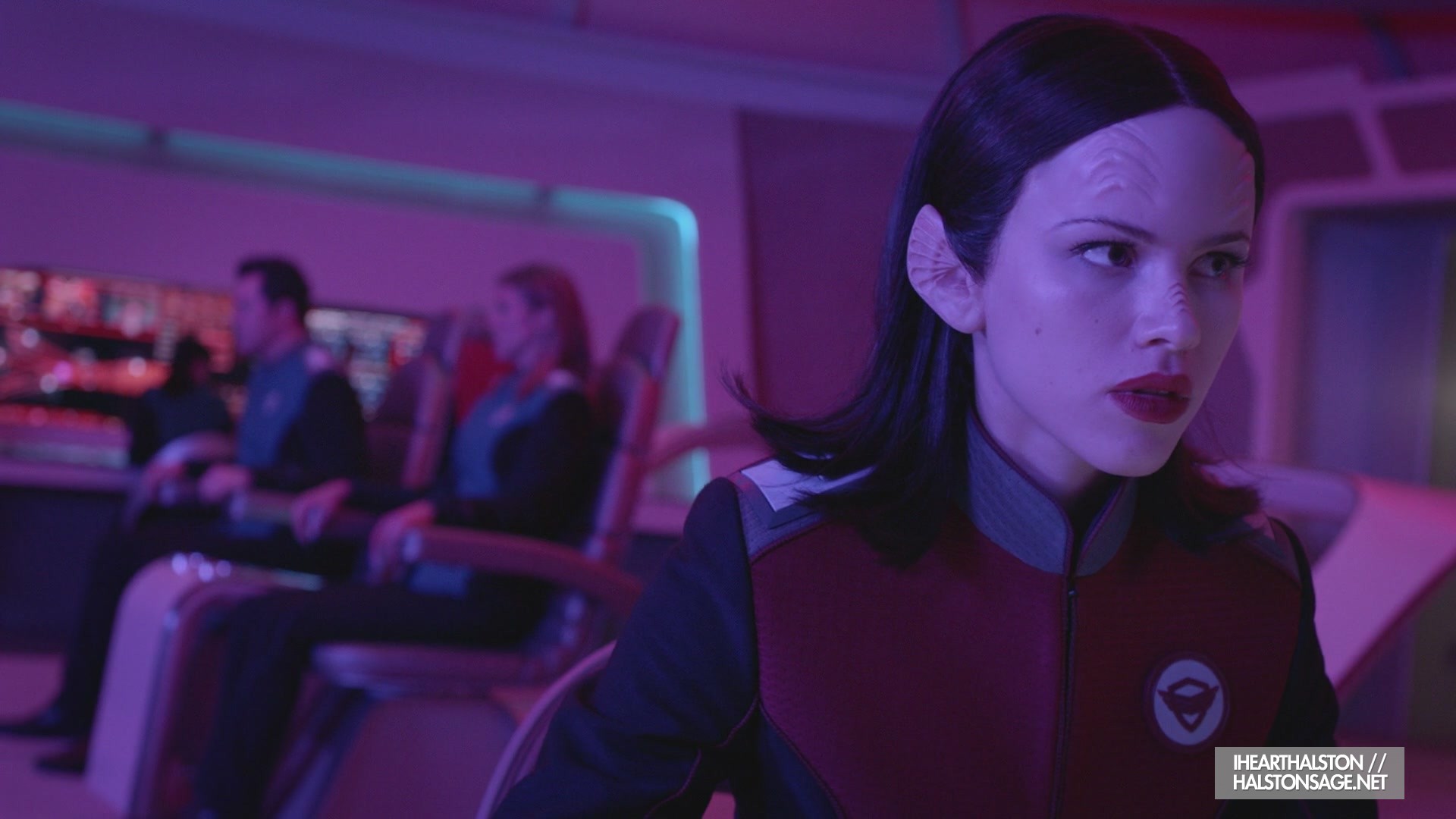 iHeartHalston_HalstonSageNet_TheOrville1x10Screencaps_002.jpg