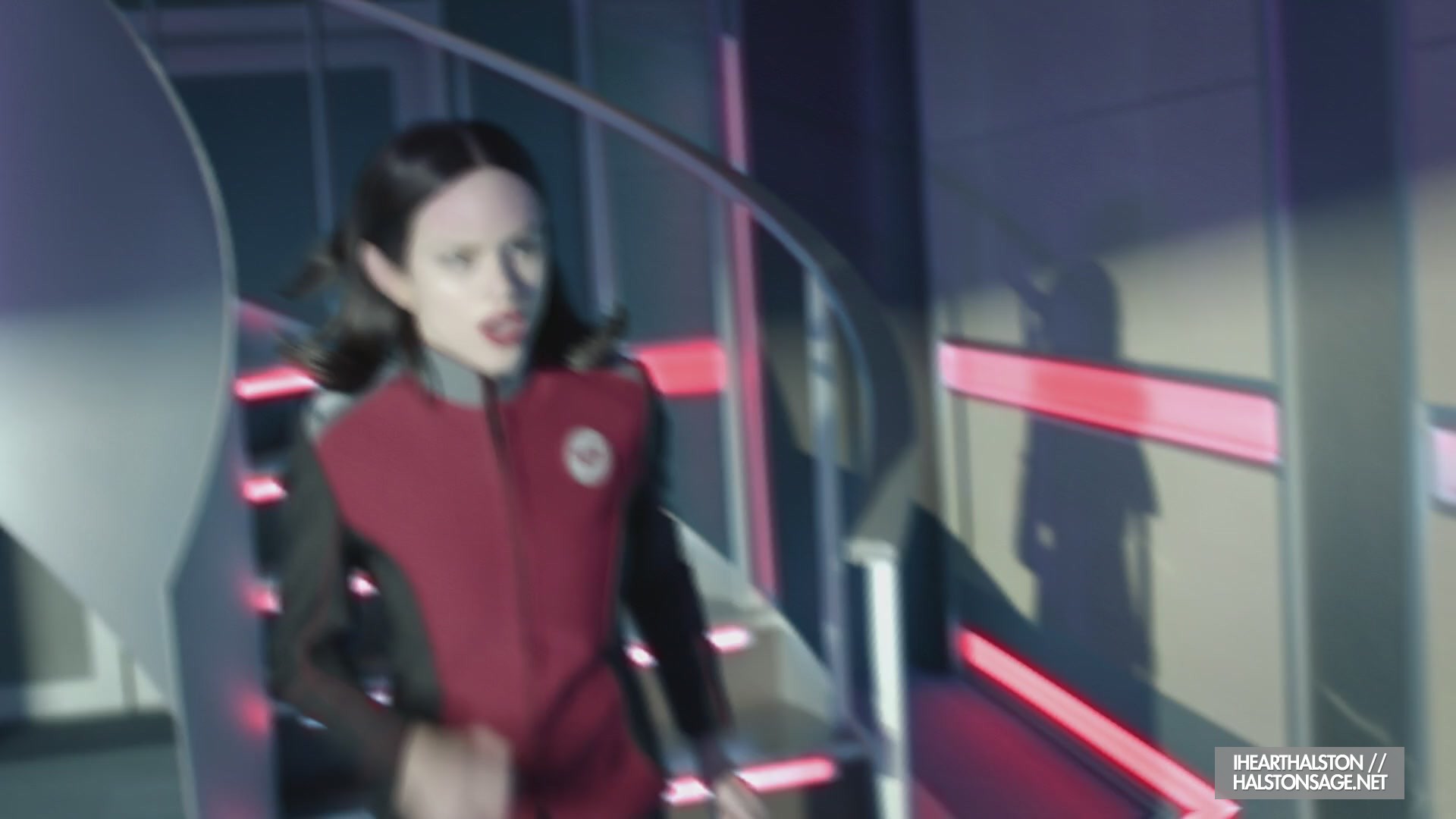 iHeartHalston_HalstonSageNet_TheOrville1x10Screencaps_007.jpg