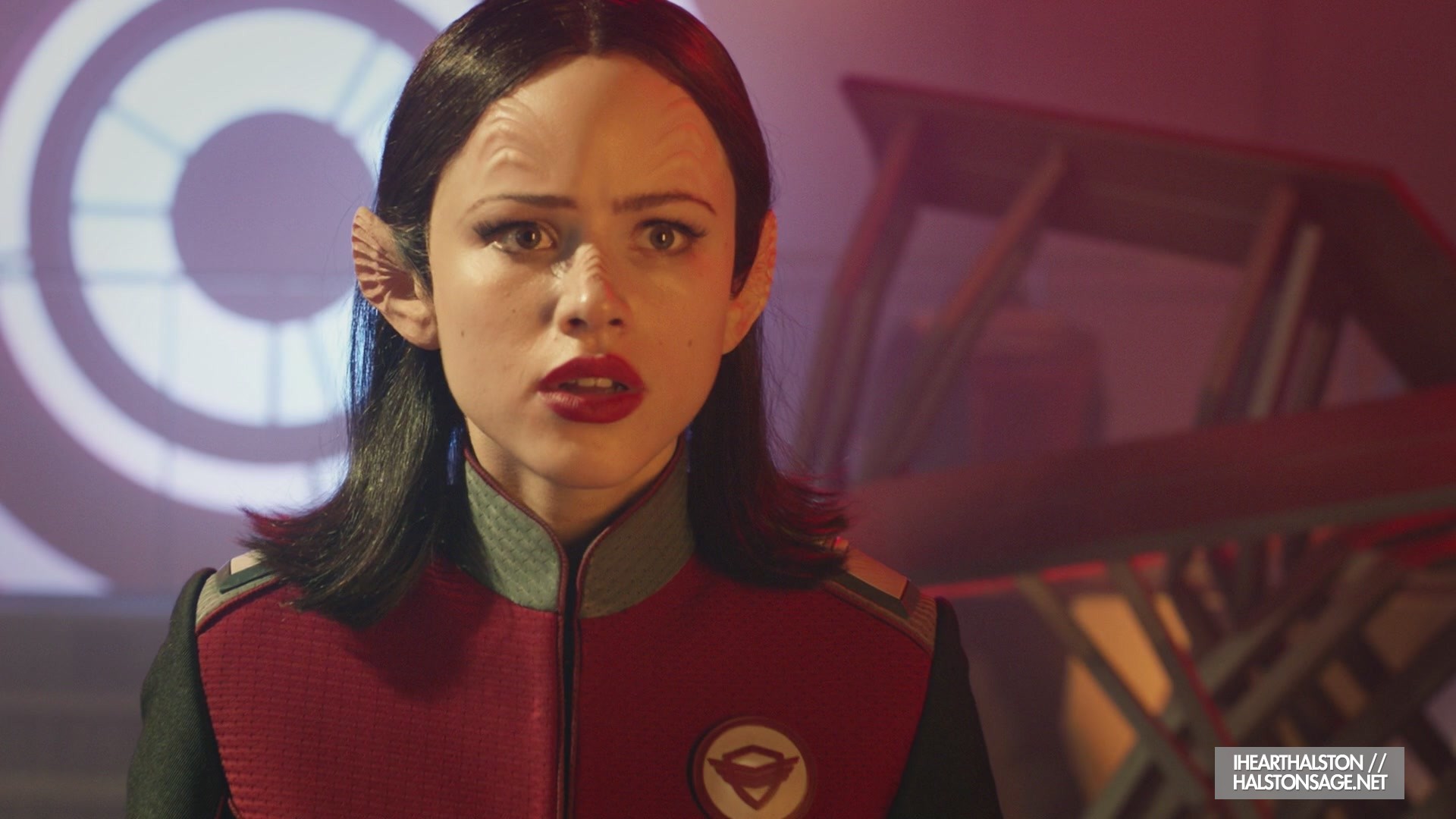 iHeartHalston_HalstonSageNet_TheOrville1x10Screencaps_024.jpg