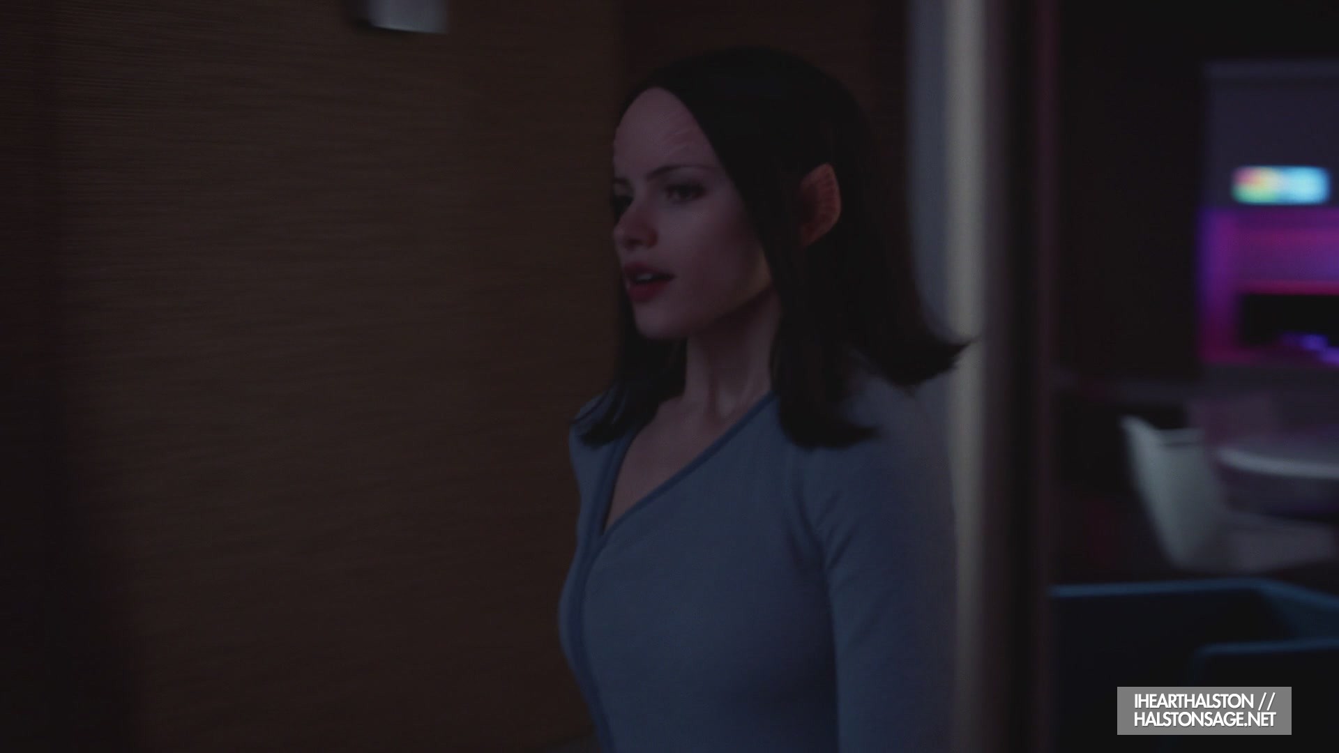 iHeartHalston_HalstonSageNet_TheOrville1x10Screencaps_1161.jpg