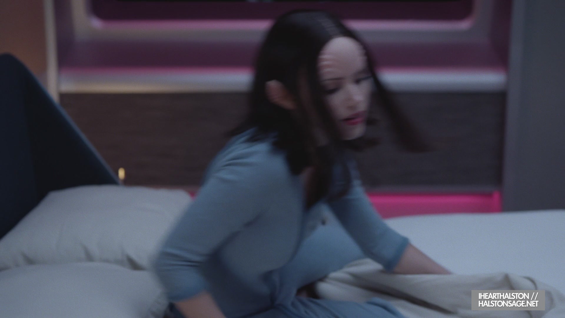 iHeartHalston_HalstonSageNet_TheOrville1x10Screencaps_1168.jpg