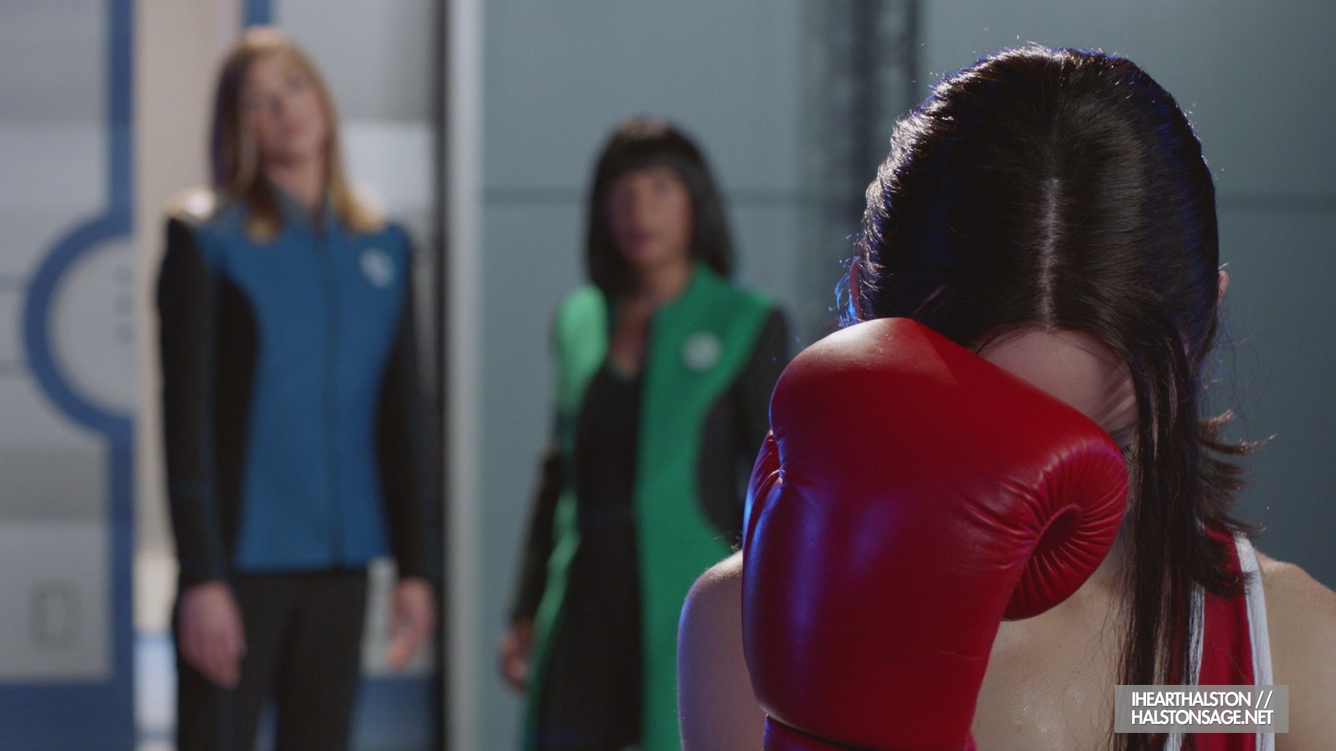 iHeartHalston_HalstonSageNet_TheOrville1x10Screencaps_129.jpg