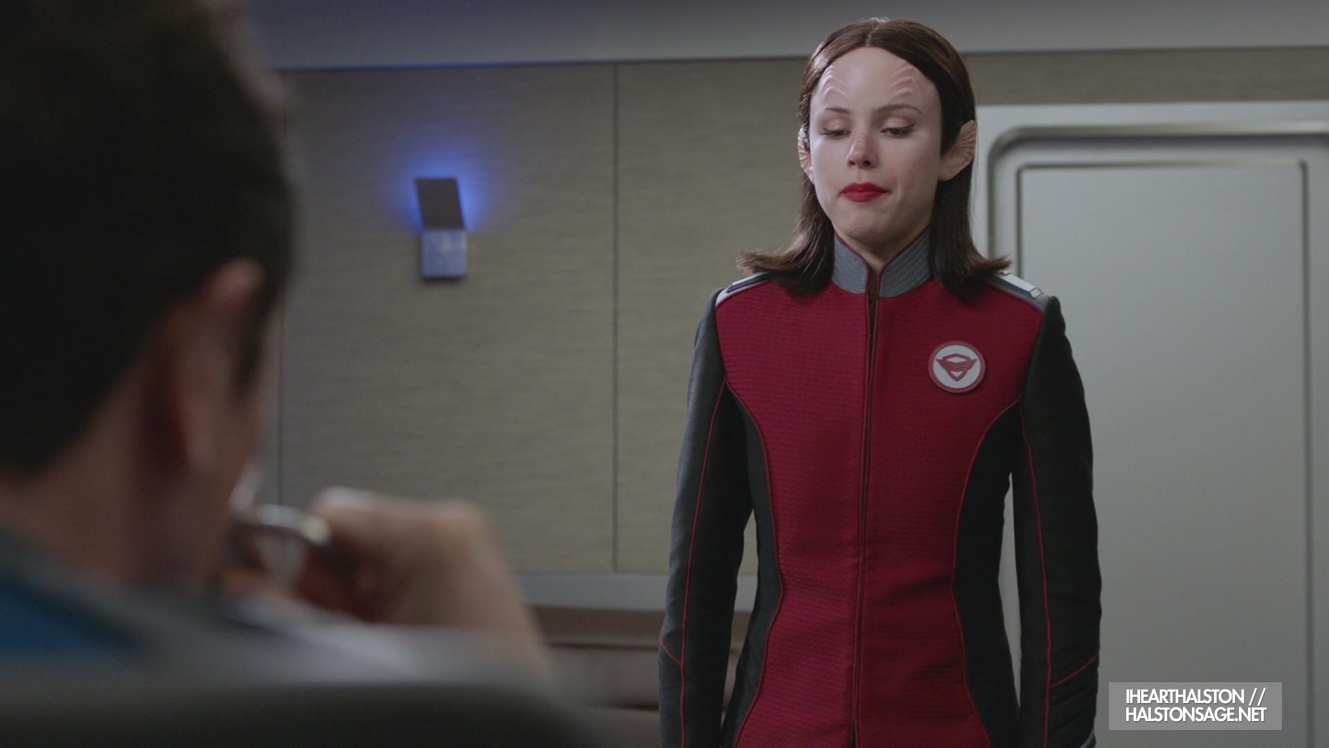 iHeartHalston_HalstonSageNet_TheOrville1x10Screencaps_153.jpg