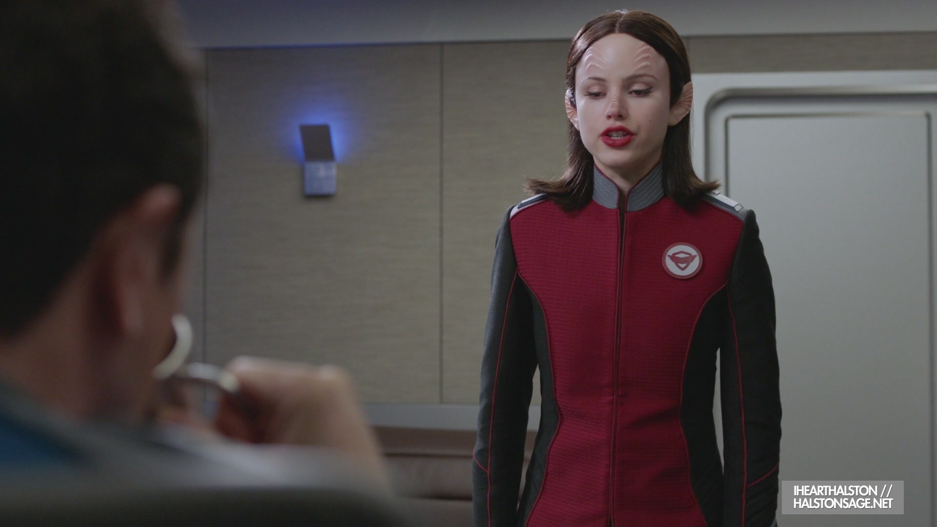 iHeartHalston_HalstonSageNet_TheOrville1x10Screencaps_154.jpg