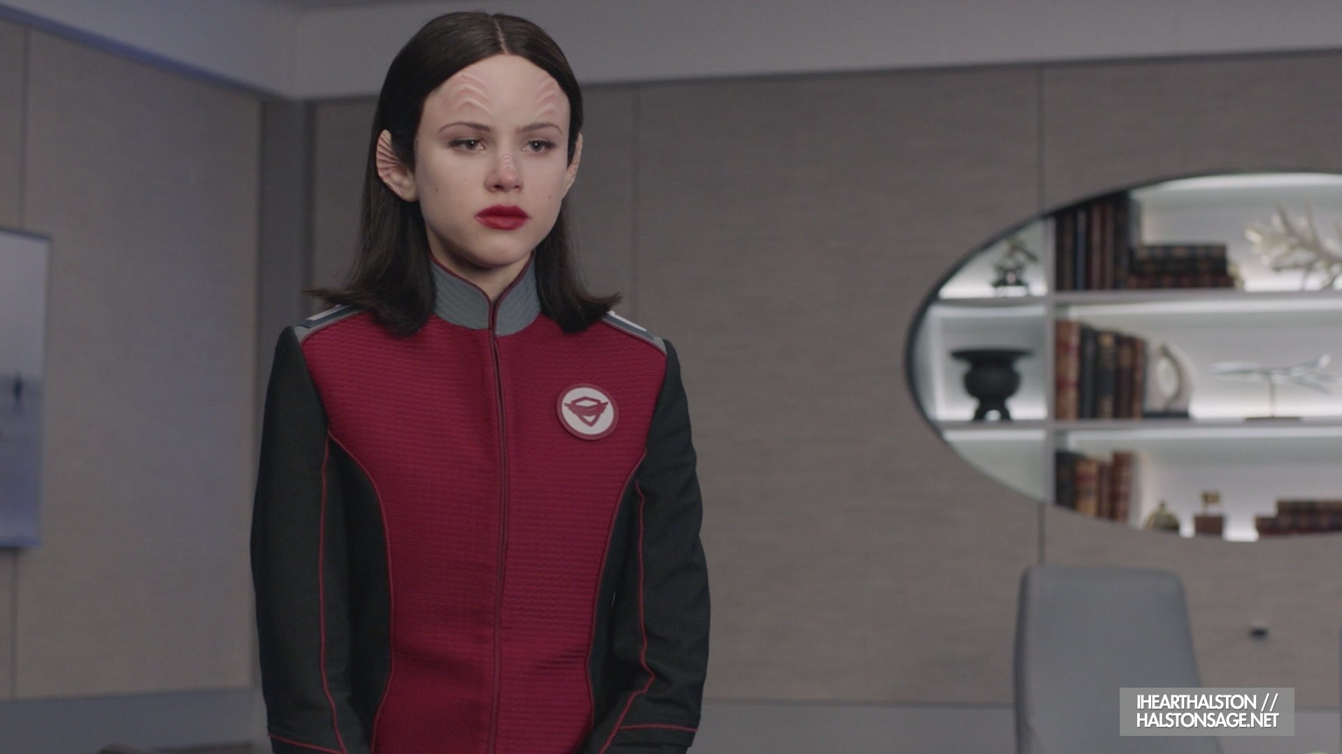 iHeartHalston_HalstonSageNet_TheOrville1x10Screencaps_182.jpg