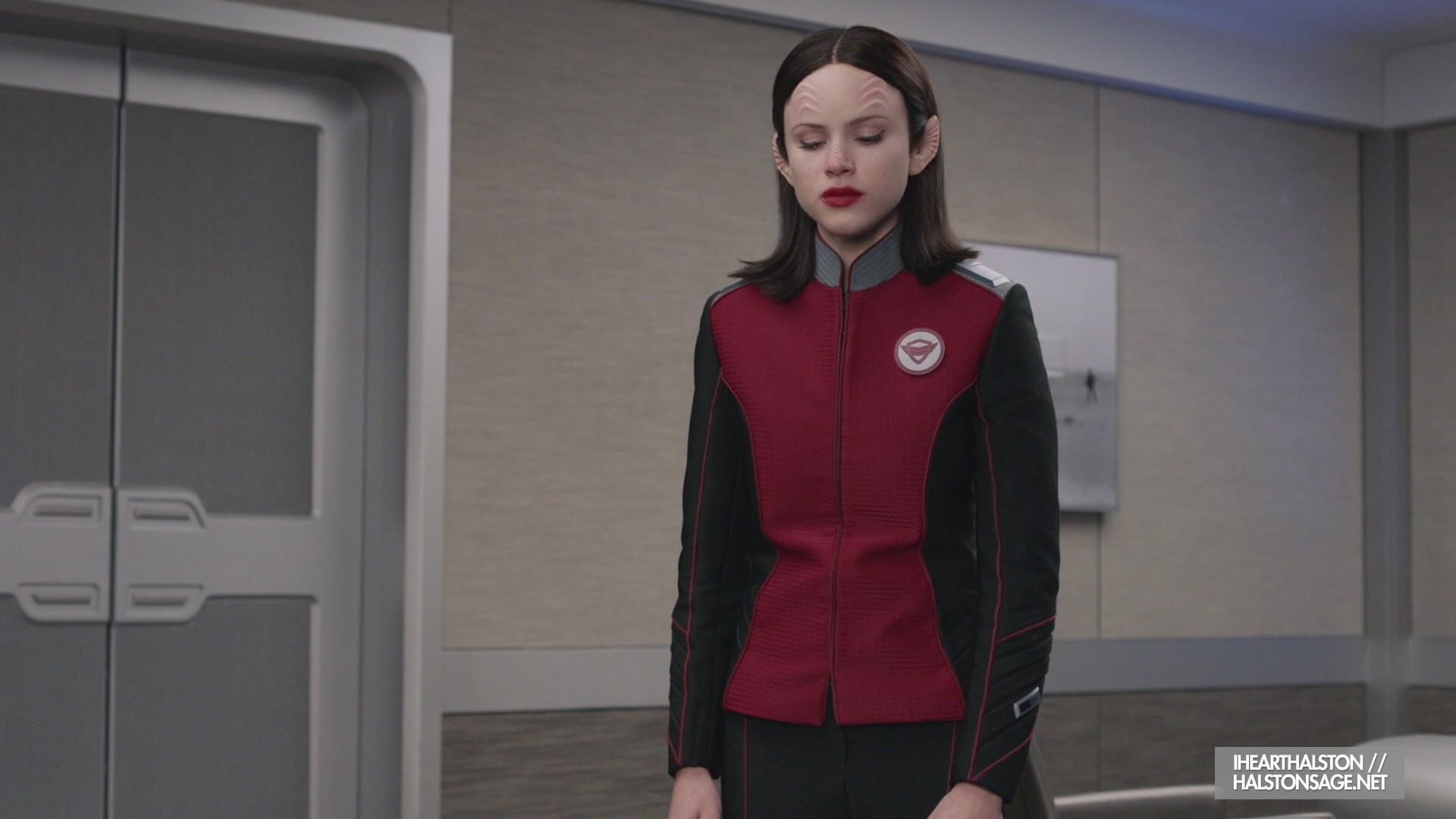 iHeartHalston_HalstonSageNet_TheOrville1x10Screencaps_187.jpg