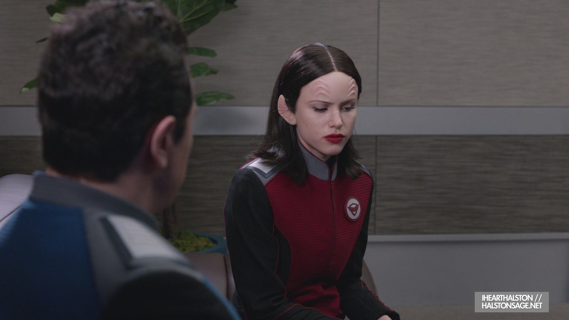 iHeartHalston_HalstonSageNet_TheOrville1x10Screencaps_191.jpg