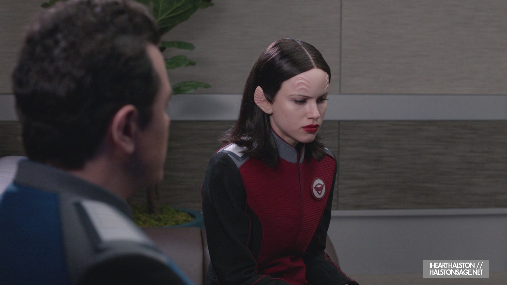 iHeartHalston_HalstonSageNet_TheOrville1x10Screencaps_193.jpg