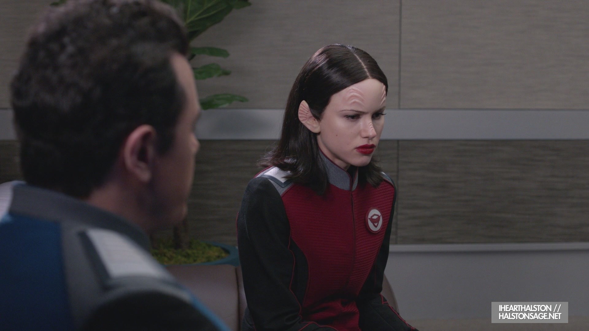 iHeartHalston_HalstonSageNet_TheOrville1x10Screencaps_194.jpg