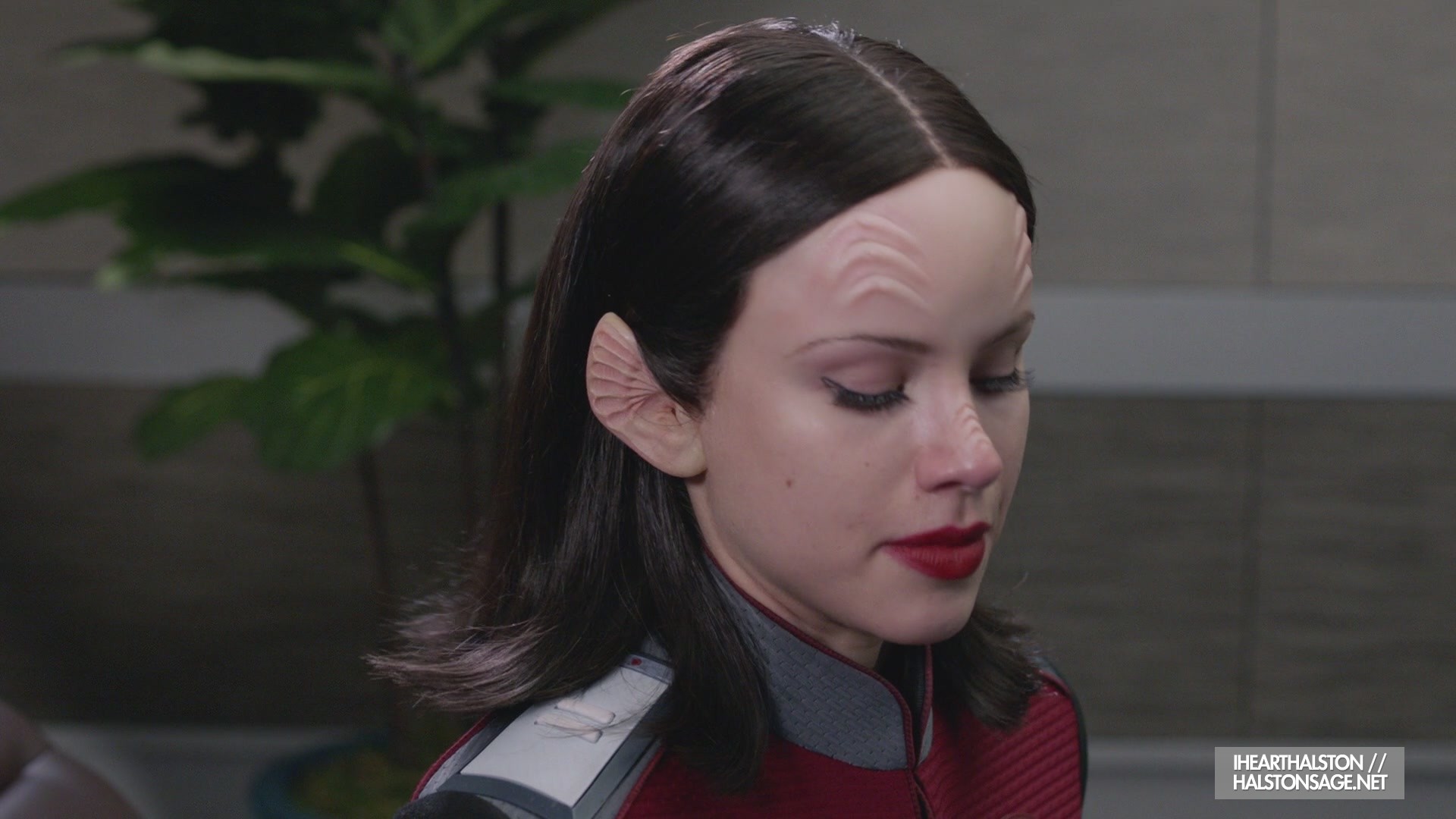 iHeartHalston_HalstonSageNet_TheOrville1x10Screencaps_203.jpg