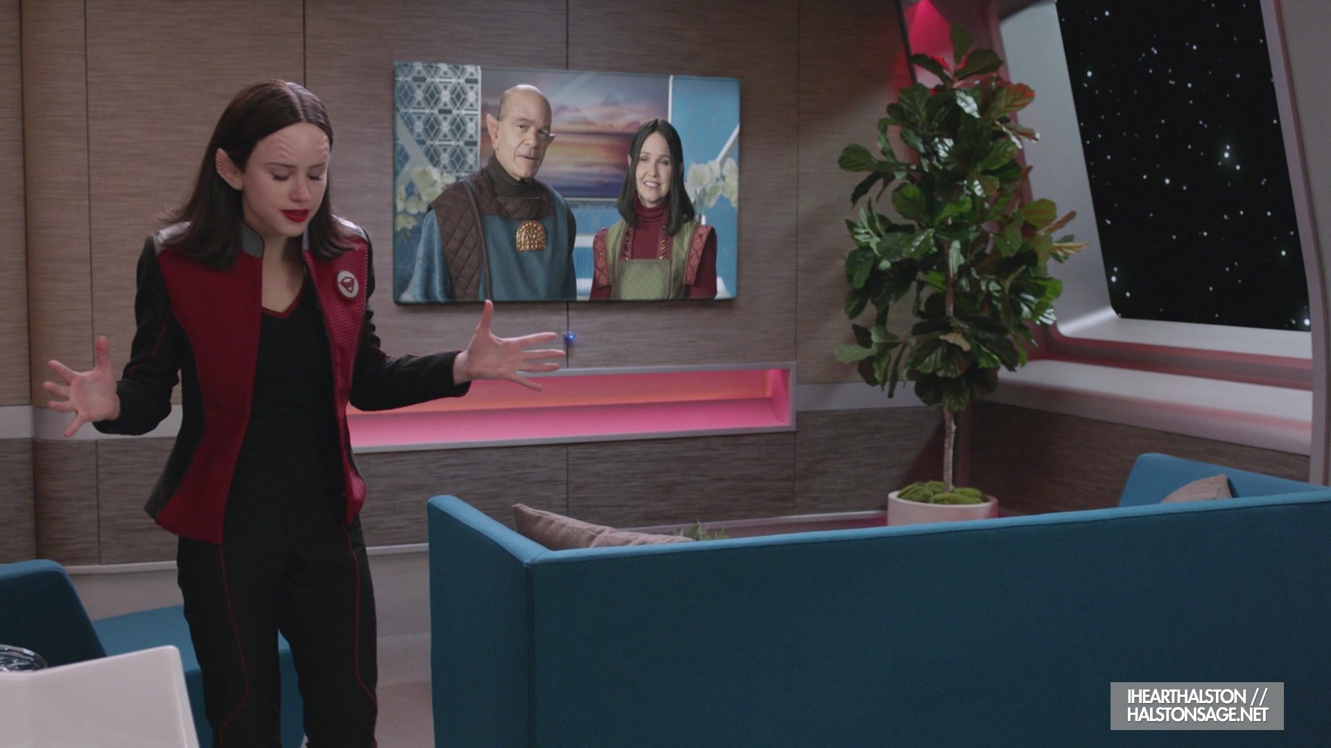 iHeartHalston_HalstonSageNet_TheOrville1x10Screencaps_221.jpg