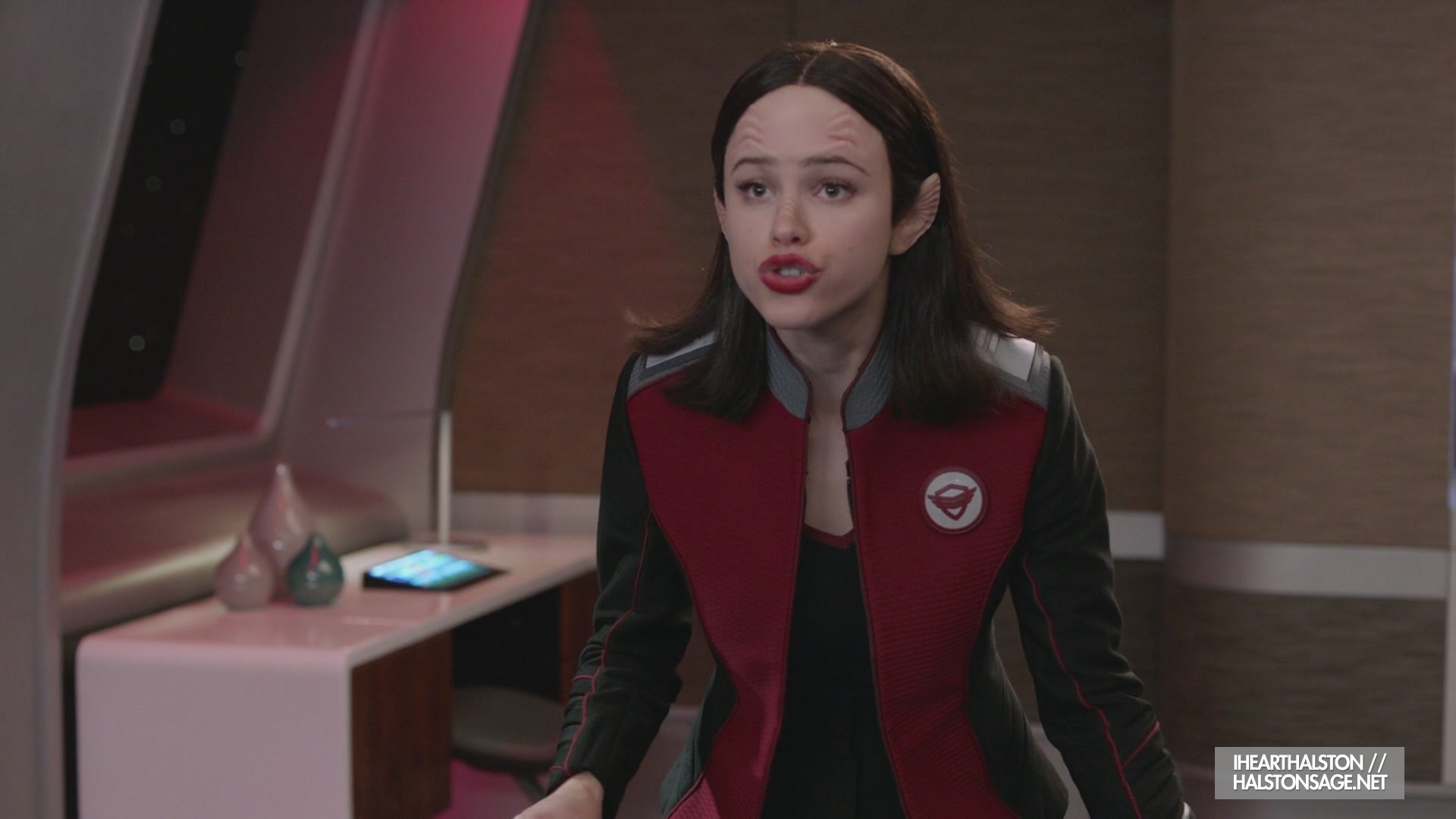 iHeartHalston_HalstonSageNet_TheOrville1x10Screencaps_230.jpg