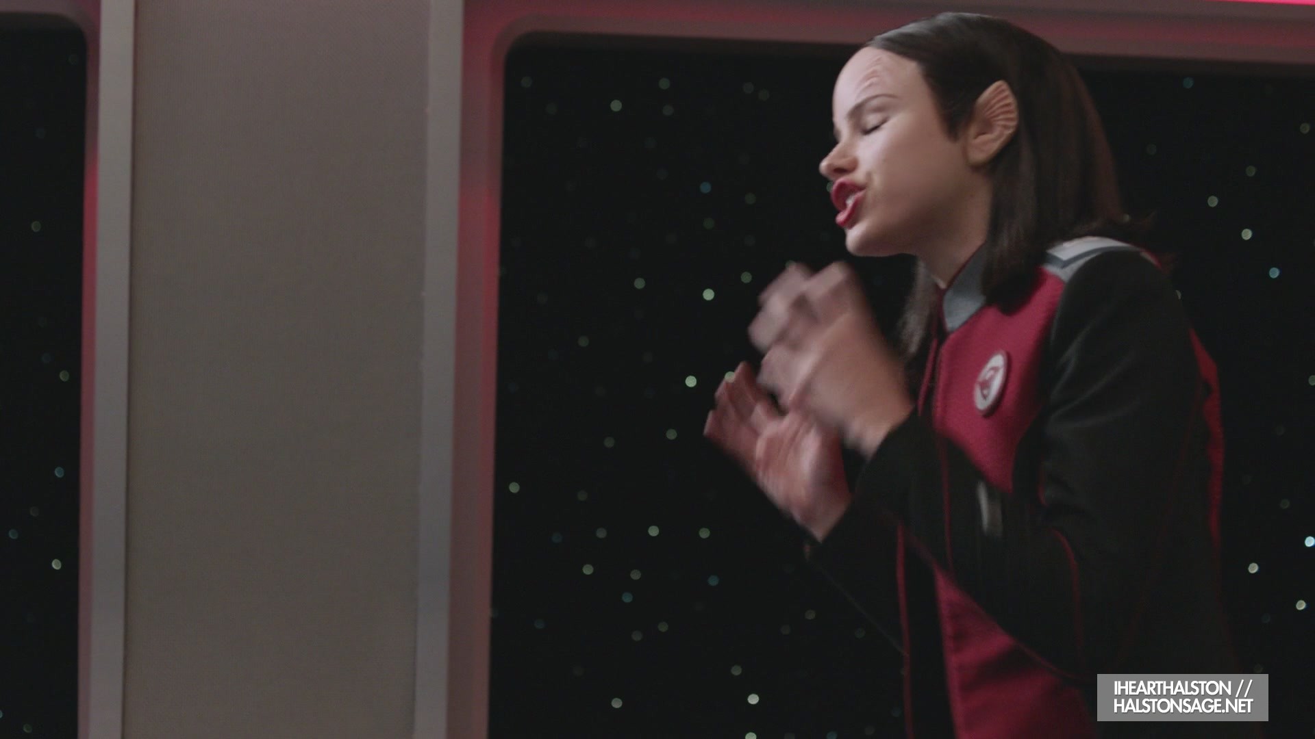 iHeartHalston_HalstonSageNet_TheOrville1x10Screencaps_236.jpg