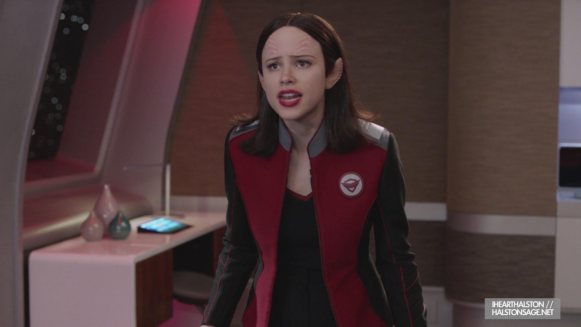 iHeartHalston_HalstonSageNet_TheOrville1x10Screencaps_245.jpg