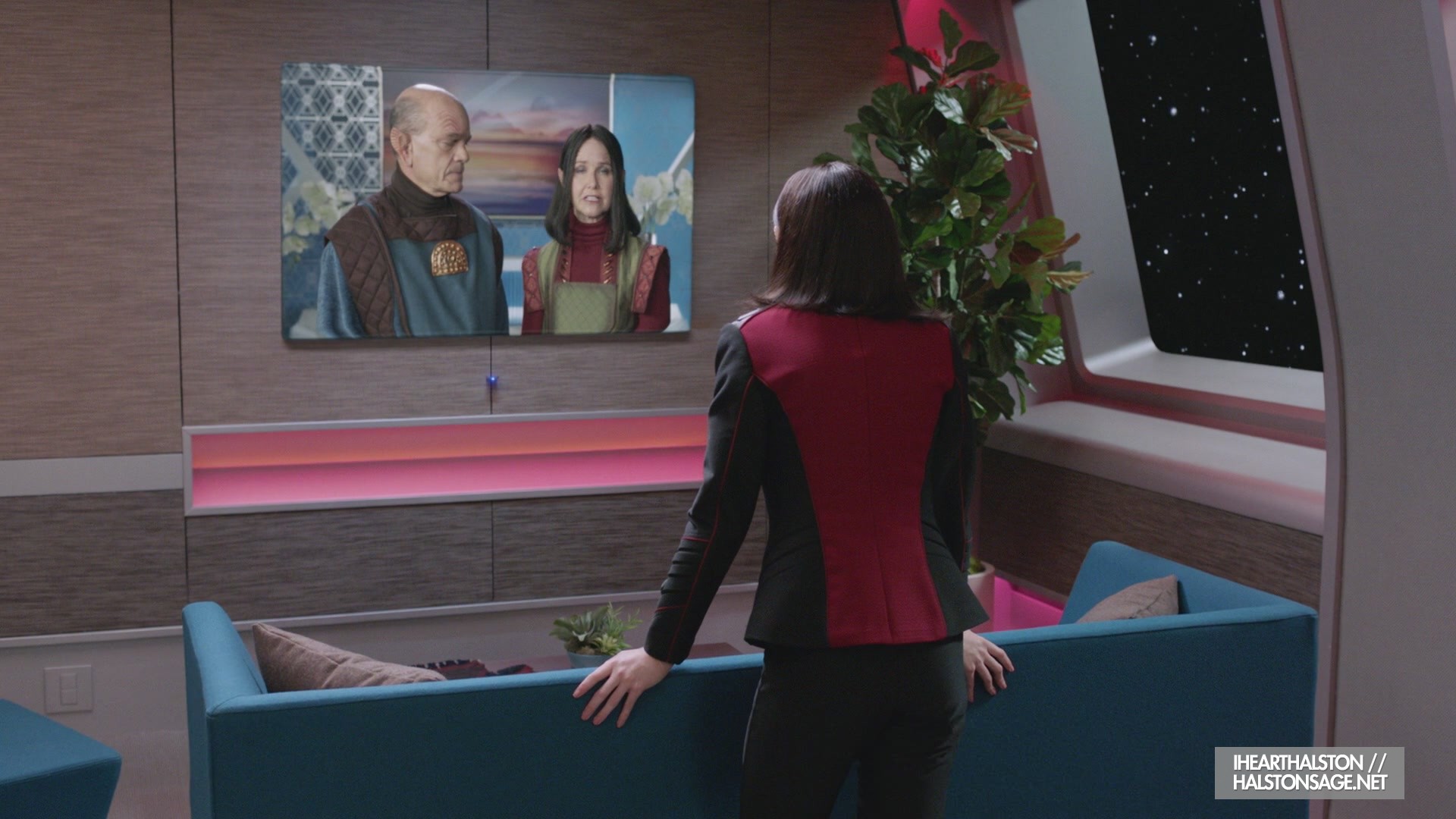 iHeartHalston_HalstonSageNet_TheOrville1x10Screencaps_252.jpg