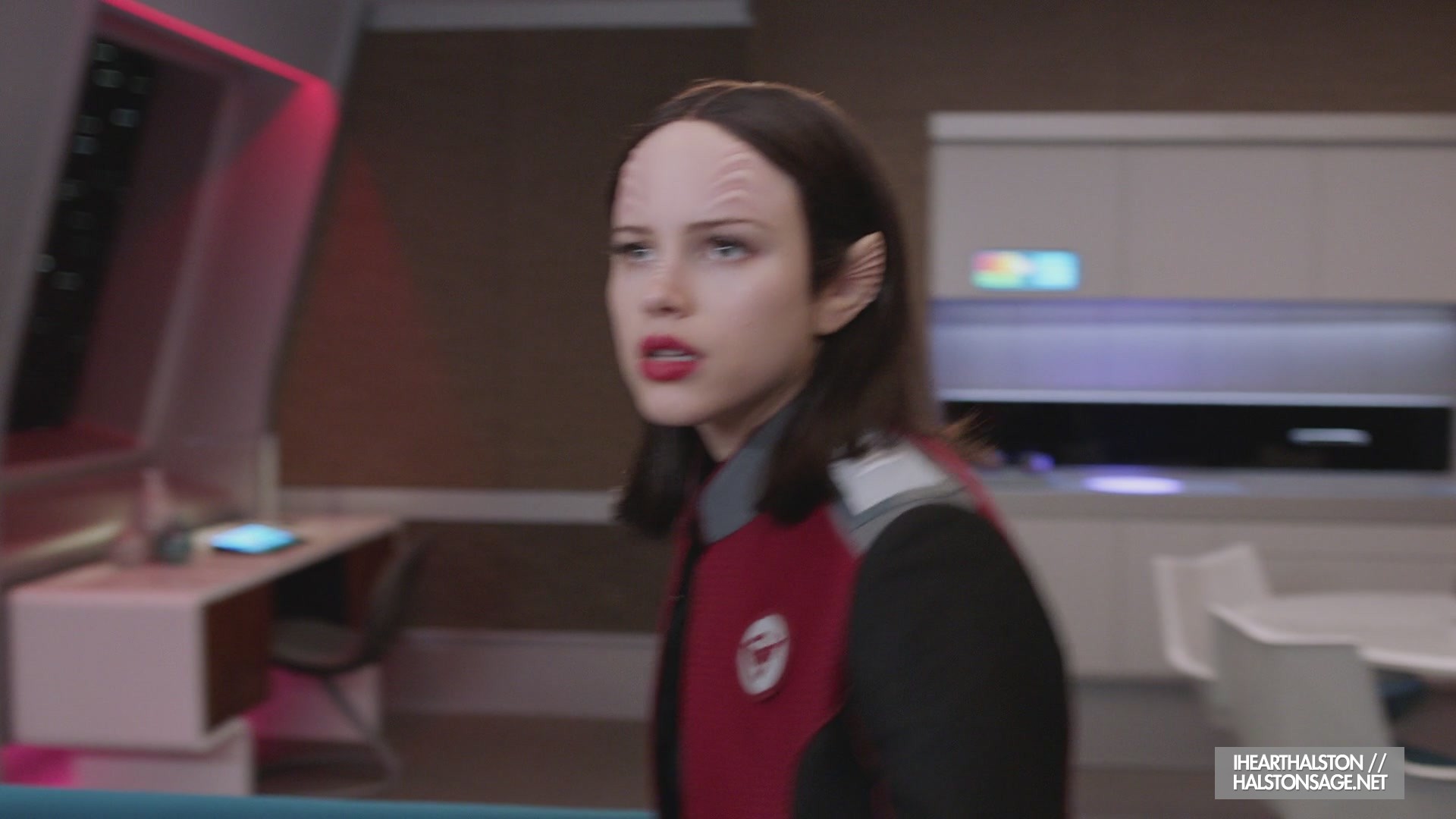 iHeartHalston_HalstonSageNet_TheOrville1x10Screencaps_258.jpg