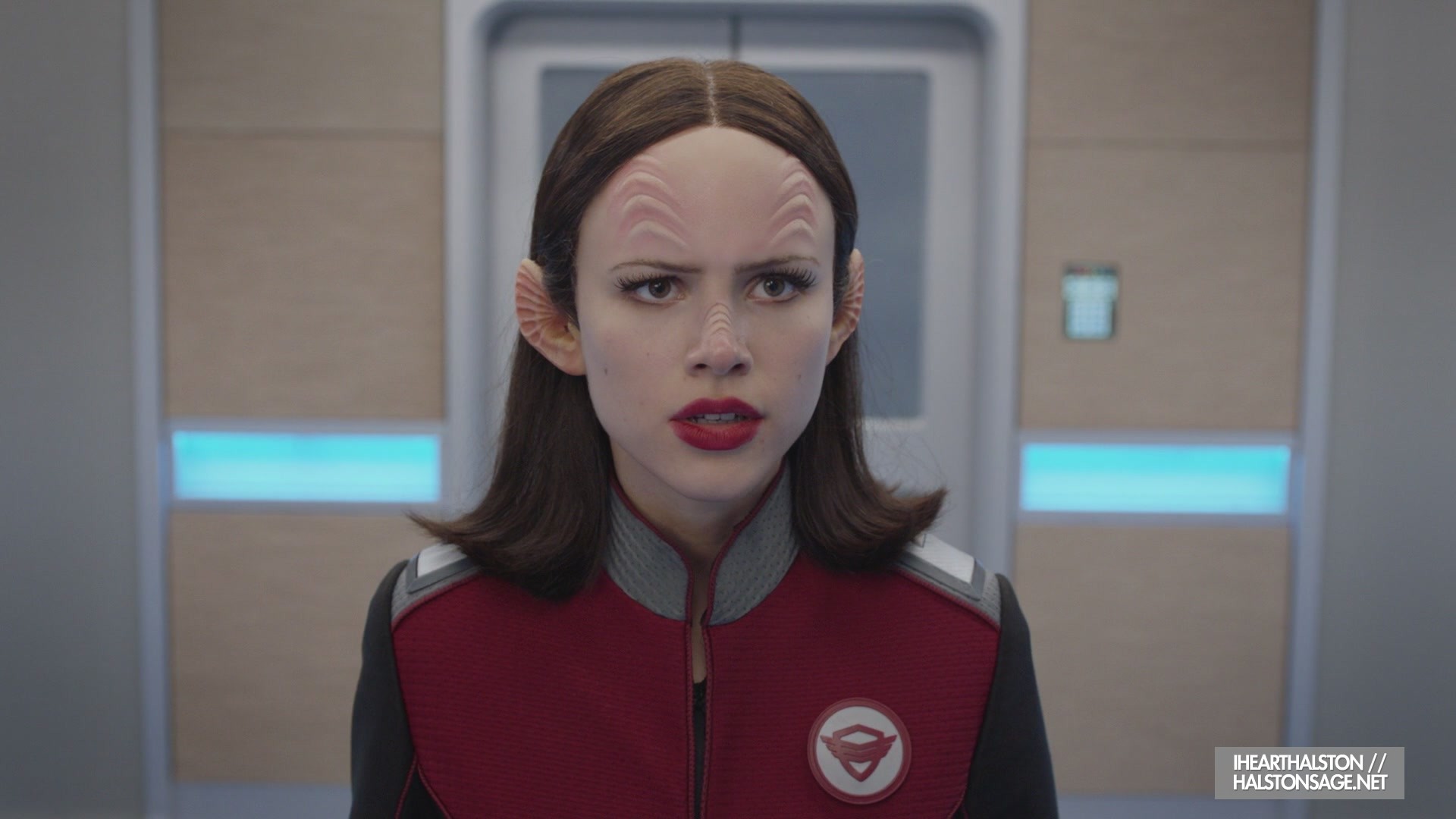 iHeartHalston_HalstonSageNet_TheOrville1x10Screencaps_300.jpg