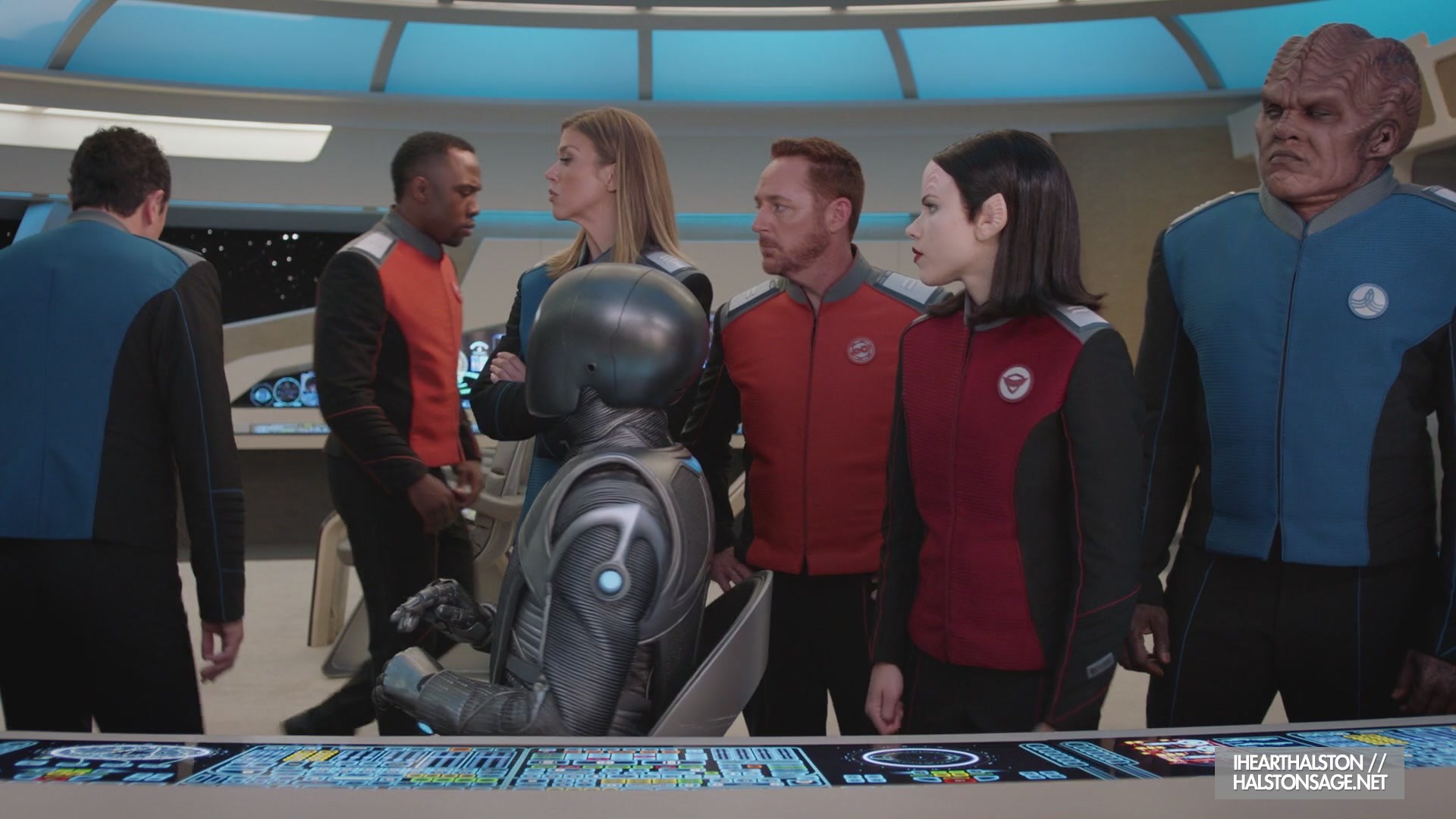 iHeartHalston_HalstonSageNet_TheOrville1x10Screencaps_352.jpg