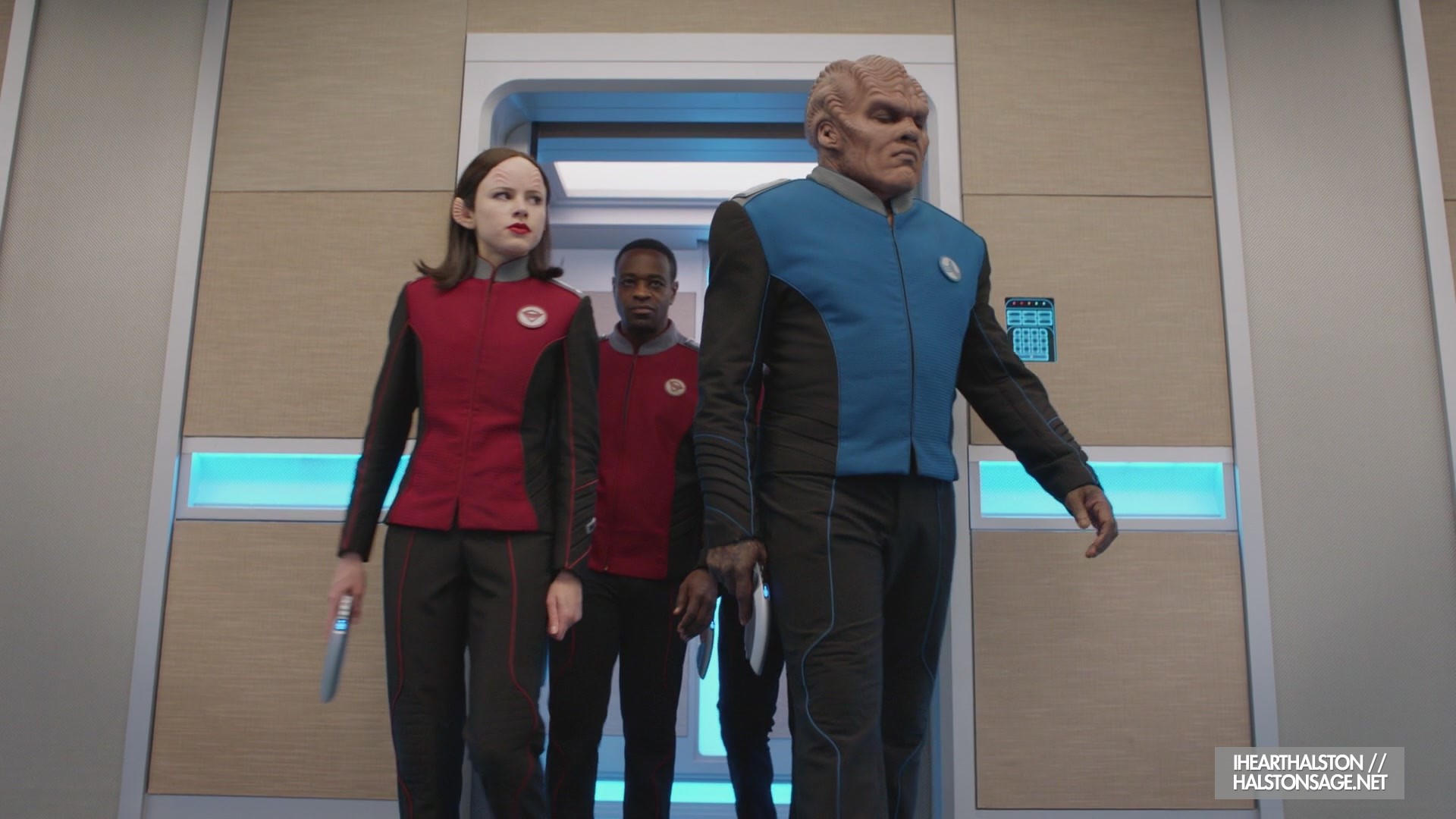 iHeartHalston_HalstonSageNet_TheOrville1x10Screencaps_366.jpg