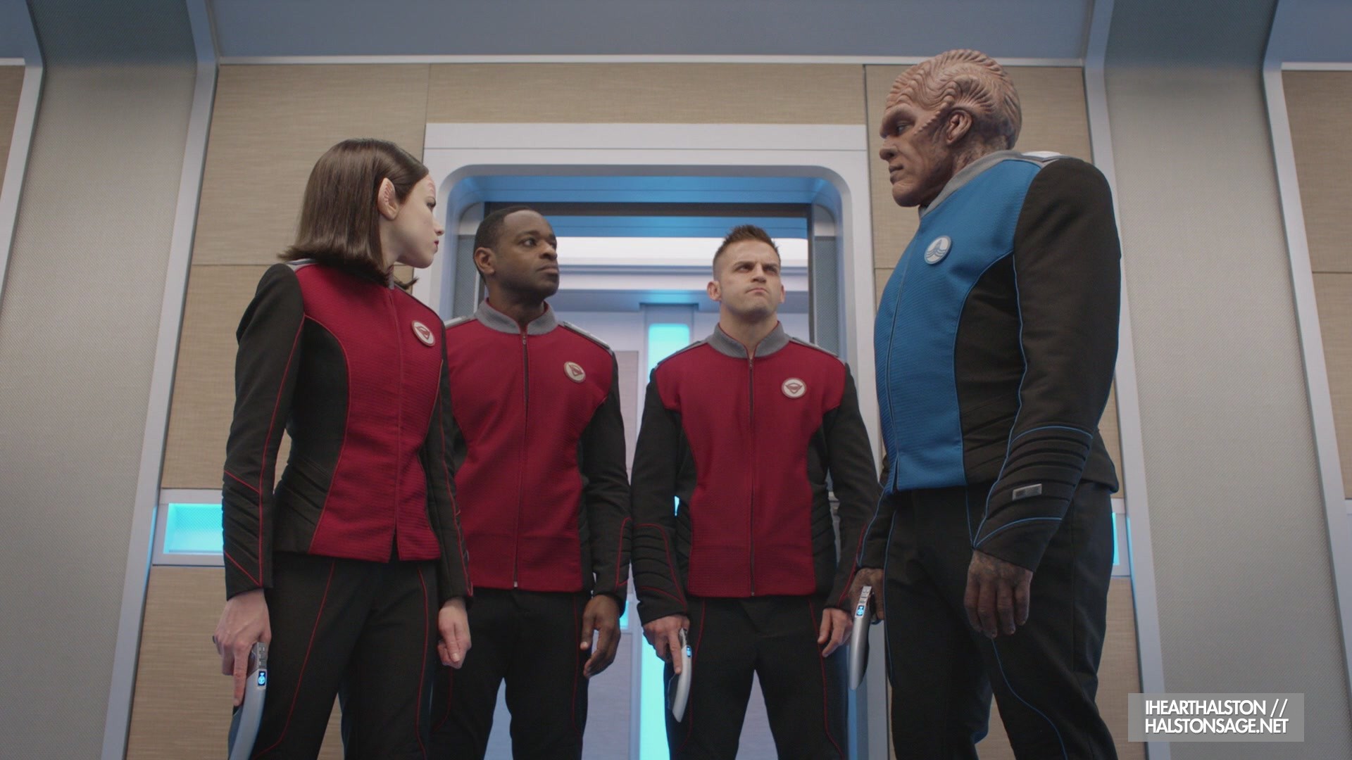 iHeartHalston_HalstonSageNet_TheOrville1x10Screencaps_370.jpg