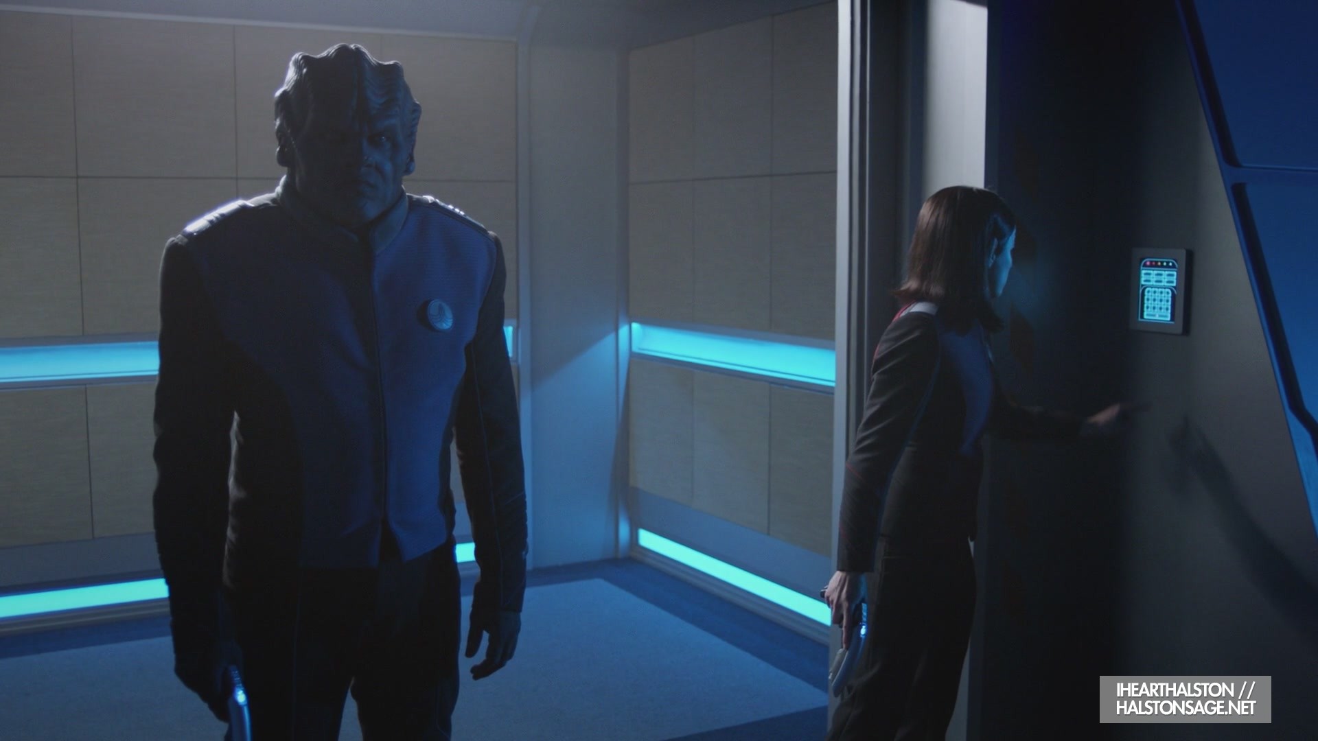 iHeartHalston_HalstonSageNet_TheOrville1x10Screencaps_387.jpg