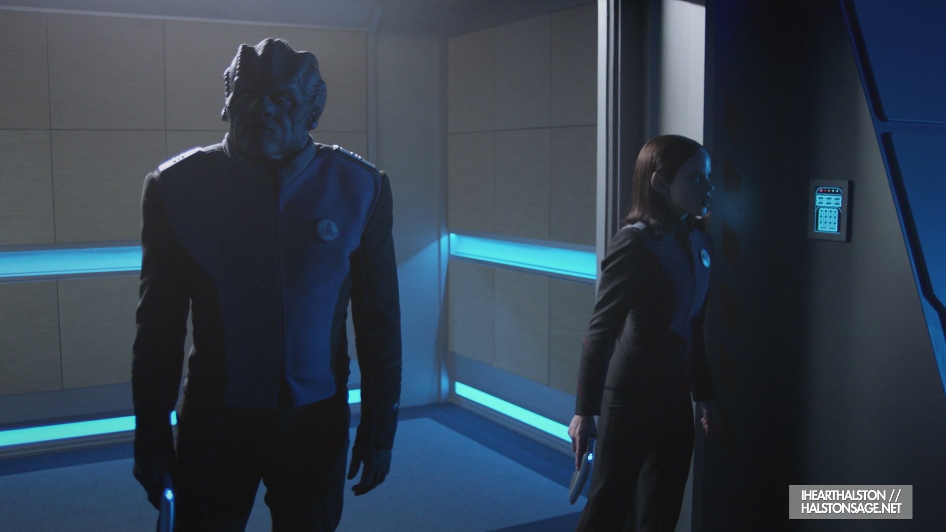 iHeartHalston_HalstonSageNet_TheOrville1x10Screencaps_389.jpg