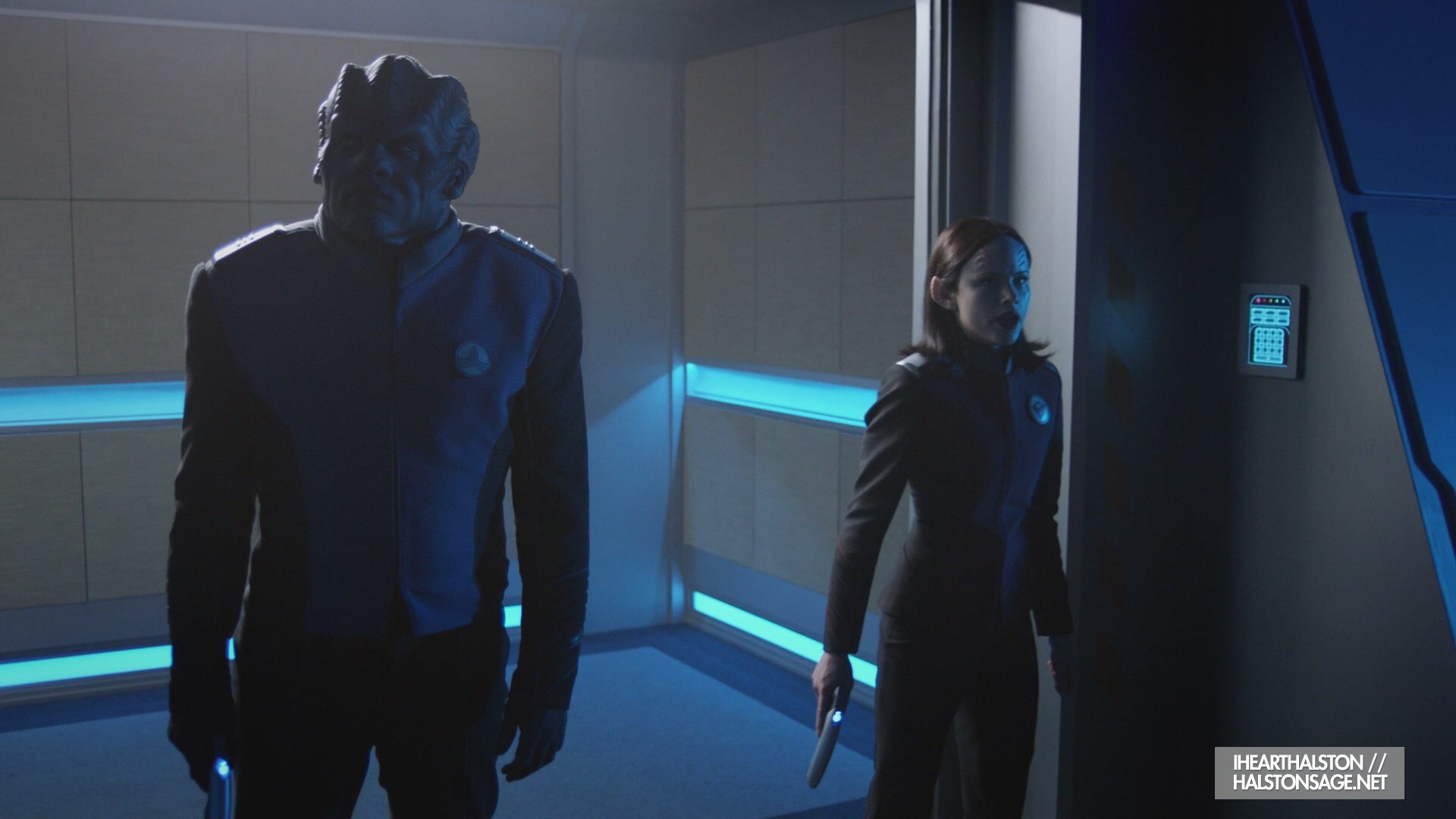 iHeartHalston_HalstonSageNet_TheOrville1x10Screencaps_390.jpg