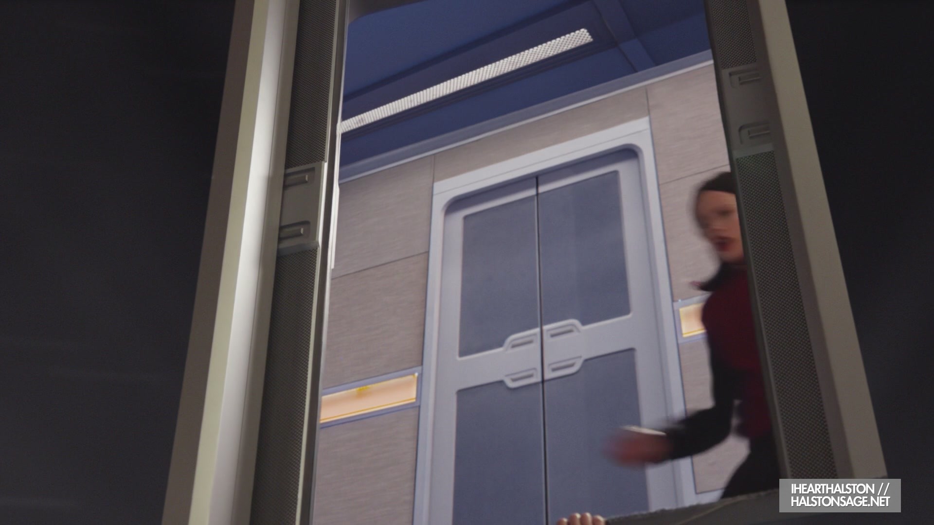 iHeartHalston_HalstonSageNet_TheOrville1x10Screencaps_484.jpg