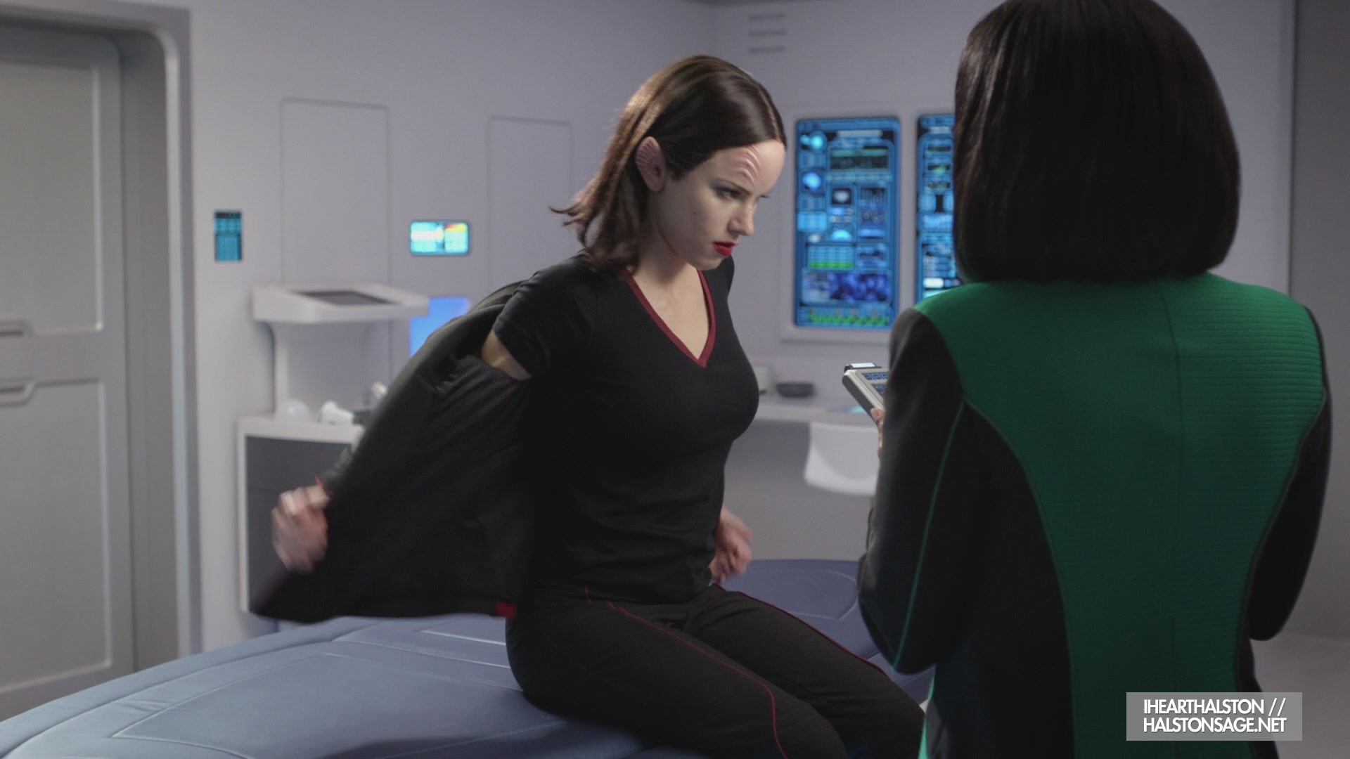 iHeartHalston_HalstonSageNet_TheOrville1x10Screencaps_517.jpg