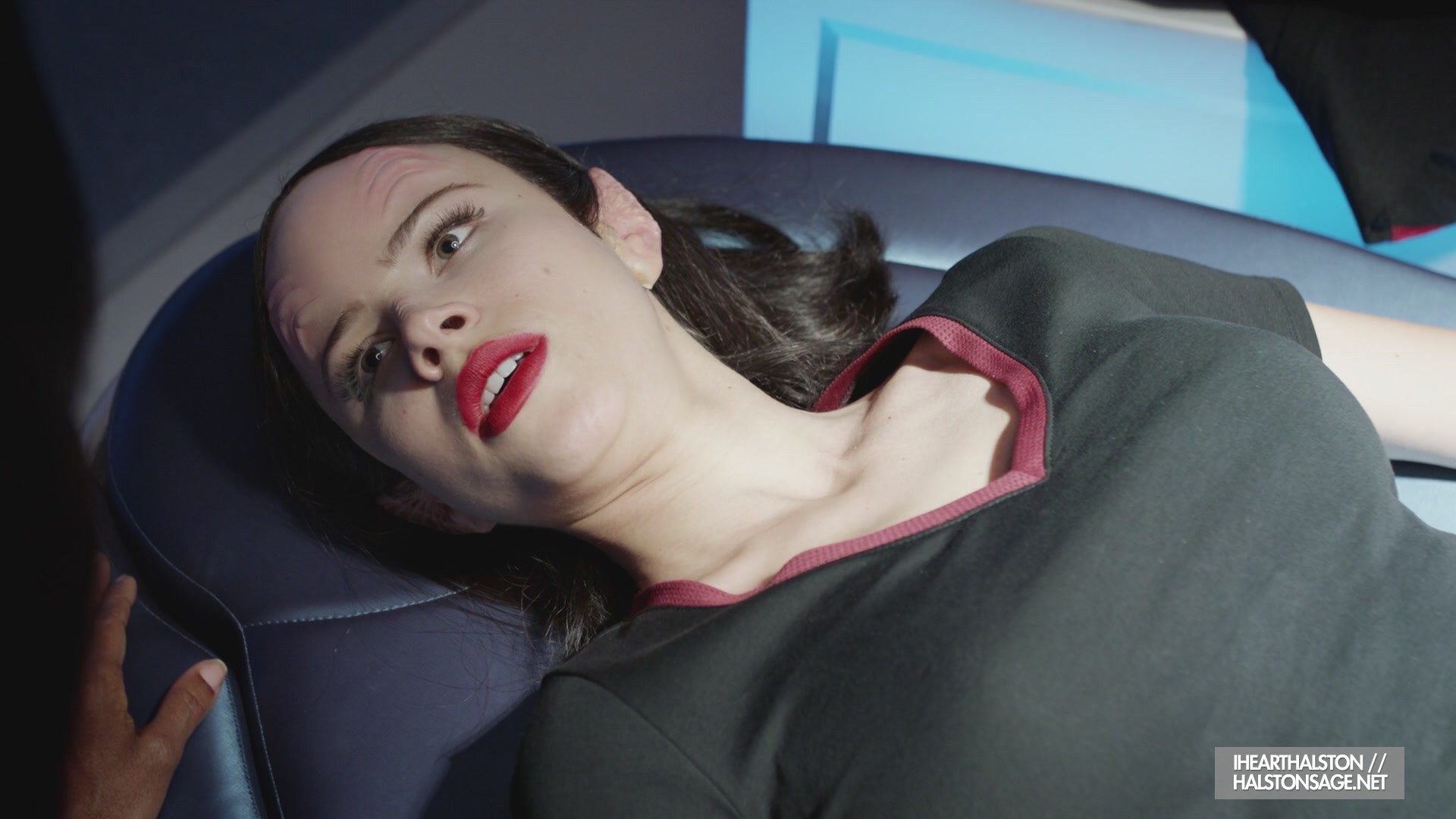 iHeartHalston_HalstonSageNet_TheOrville1x10Screencaps_549.jpg