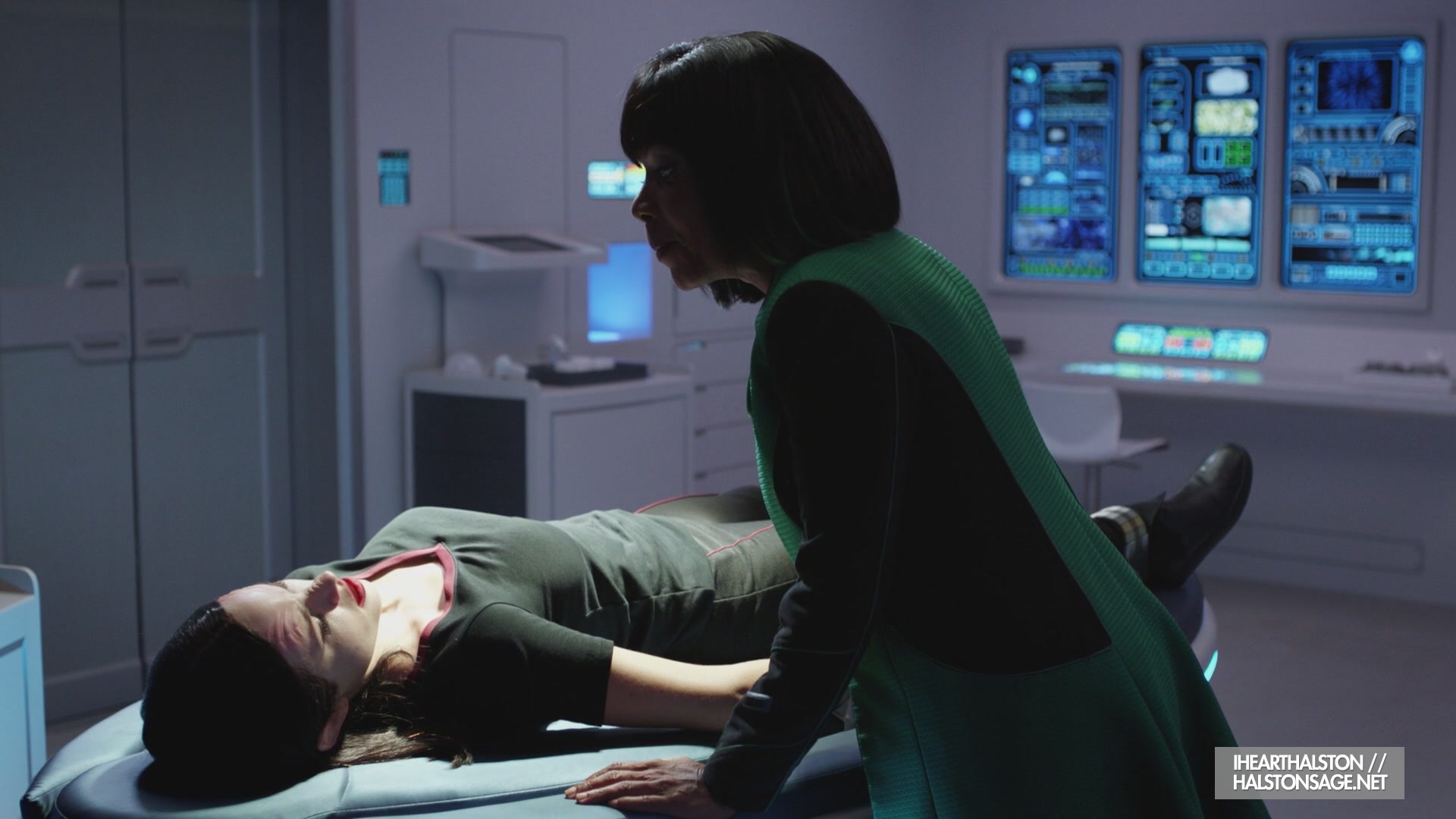 iHeartHalston_HalstonSageNet_TheOrville1x10Screencaps_552.jpg