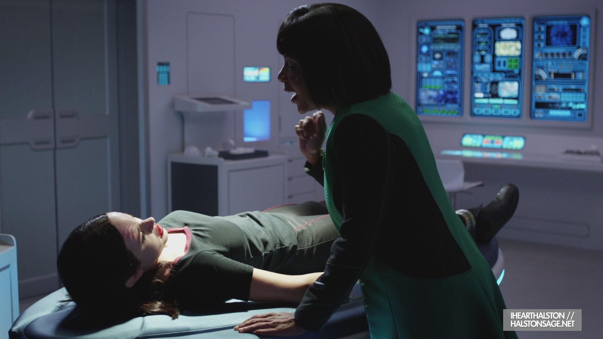 iHeartHalston_HalstonSageNet_TheOrville1x10Screencaps_553.jpg