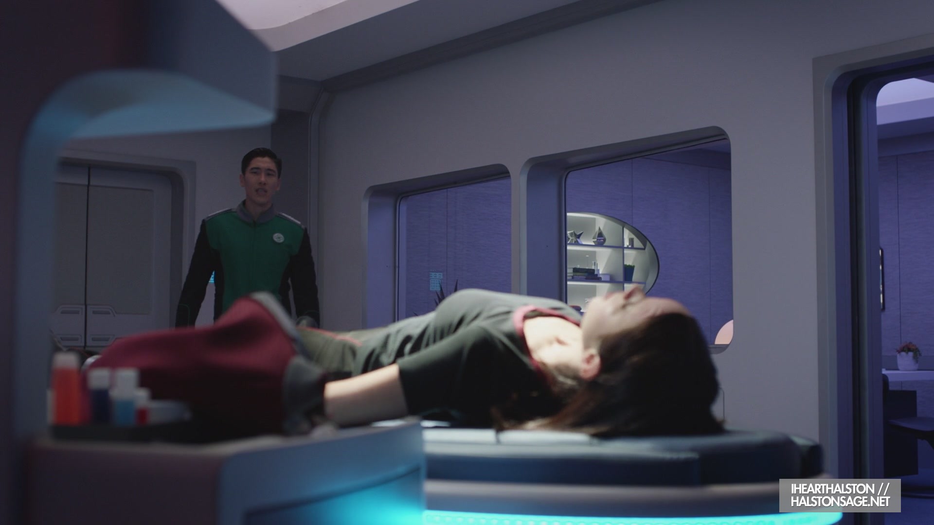 iHeartHalston_HalstonSageNet_TheOrville1x10Screencaps_562.jpg