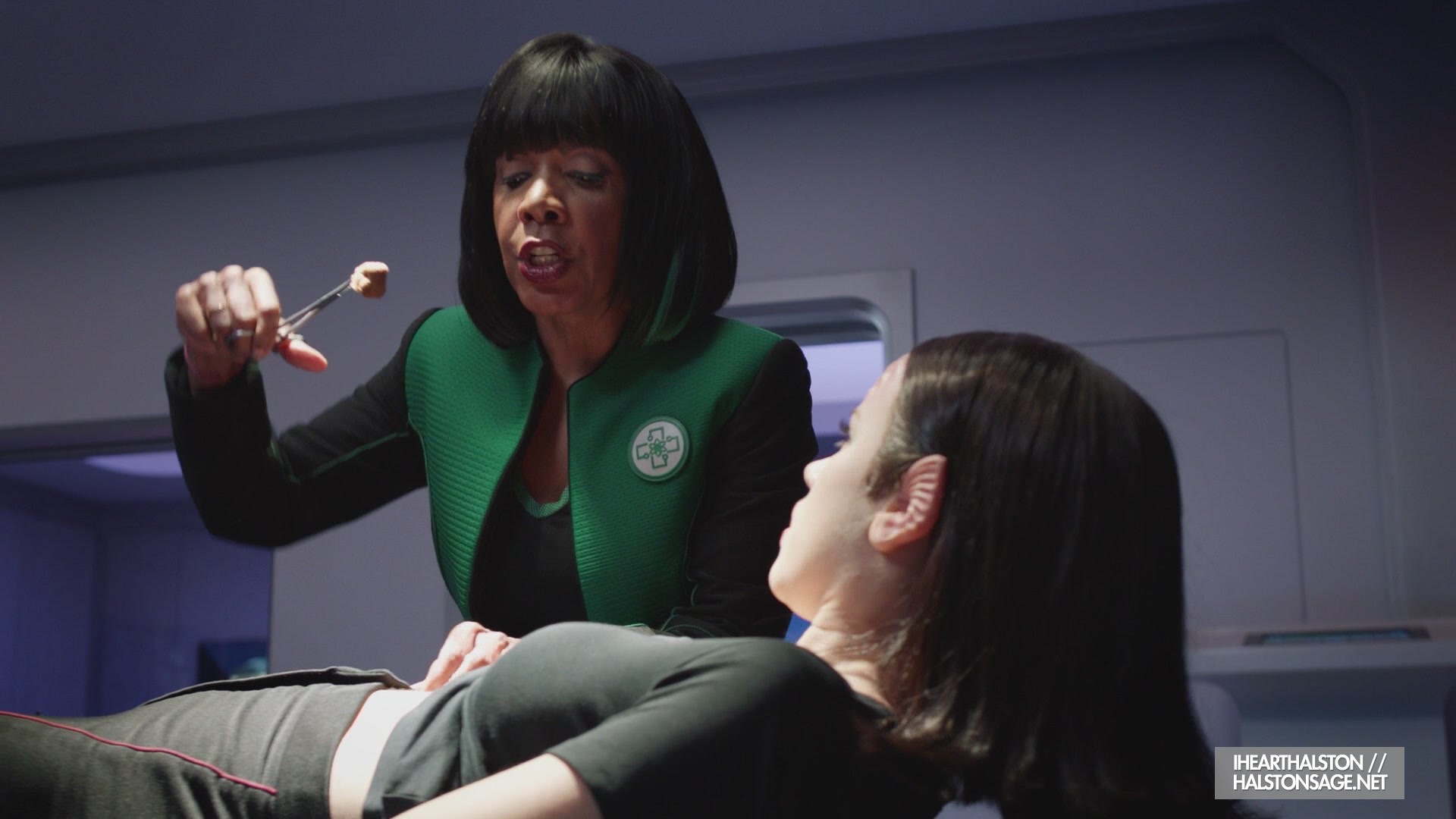 iHeartHalston_HalstonSageNet_TheOrville1x10Screencaps_591.jpg