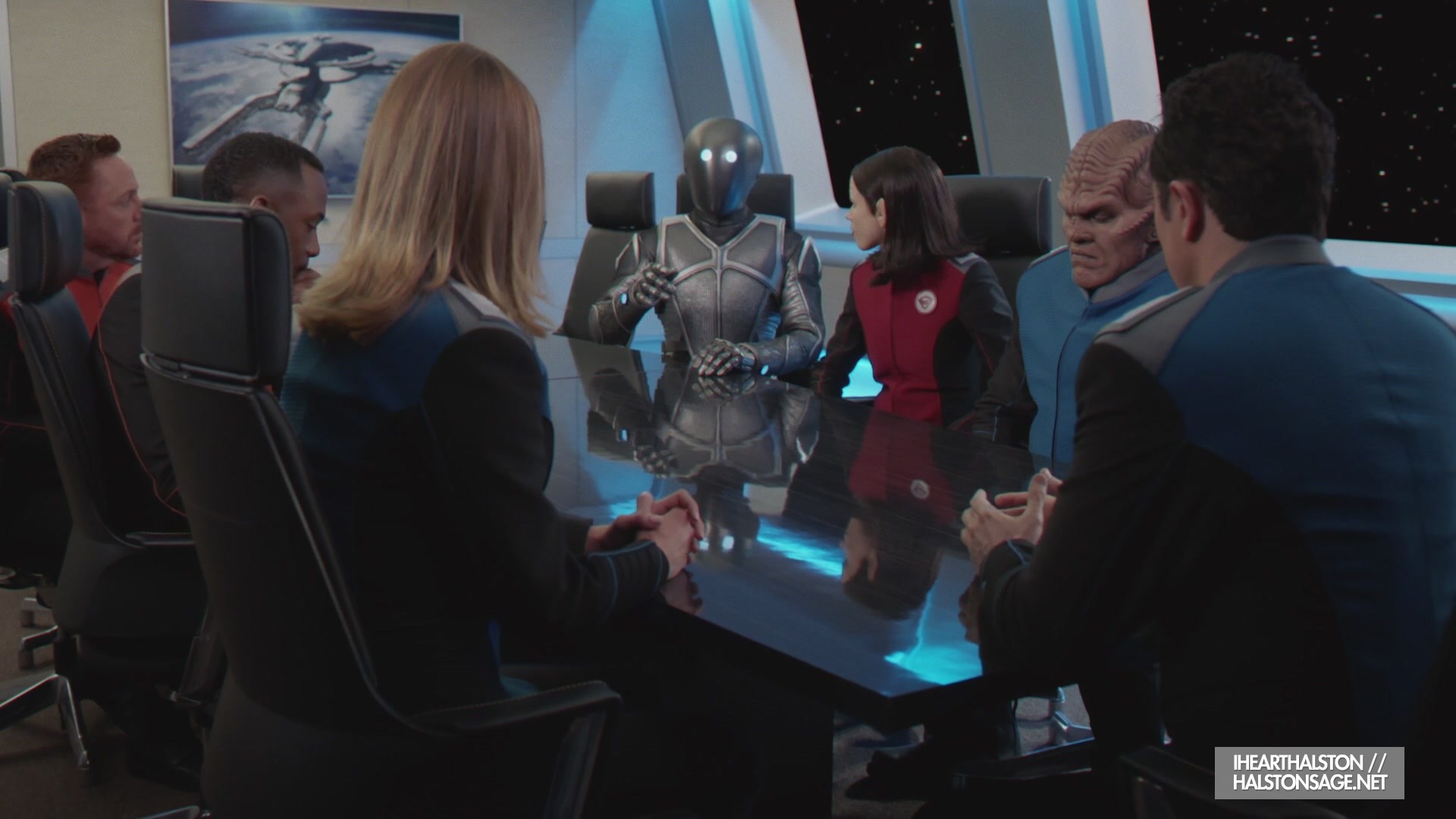 iHeartHalston_HalstonSageNet_TheOrville1x10Screencaps_634.jpg