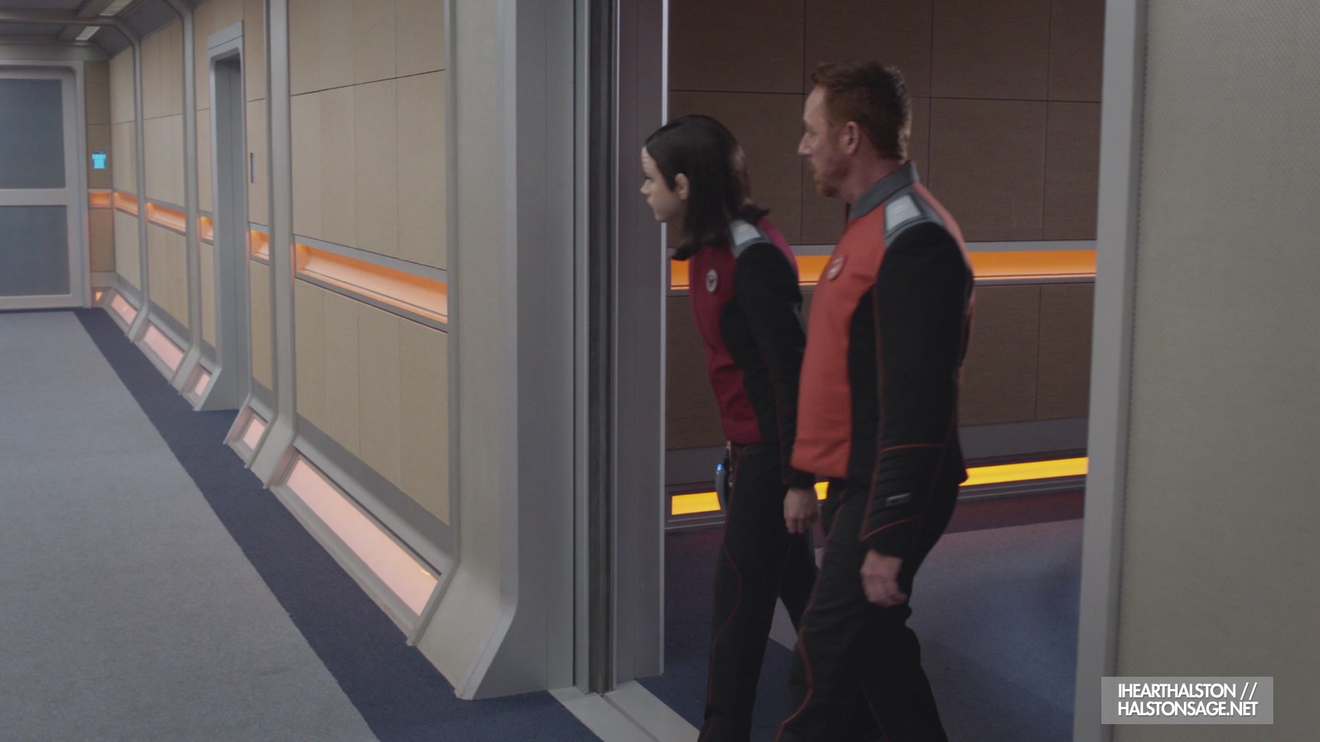 iHeartHalston_HalstonSageNet_TheOrville1x10Screencaps_660.jpg