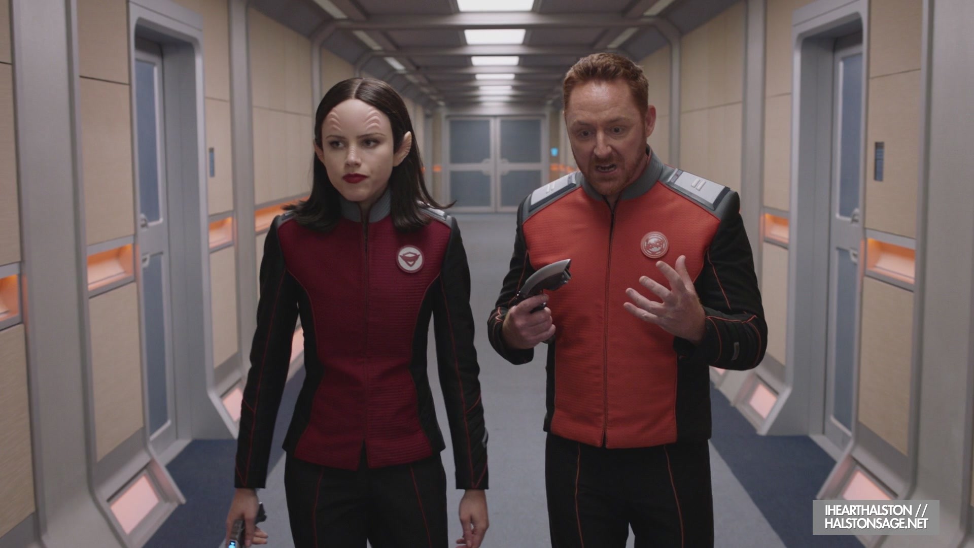 iHeartHalston_HalstonSageNet_TheOrville1x10Screencaps_677.jpg