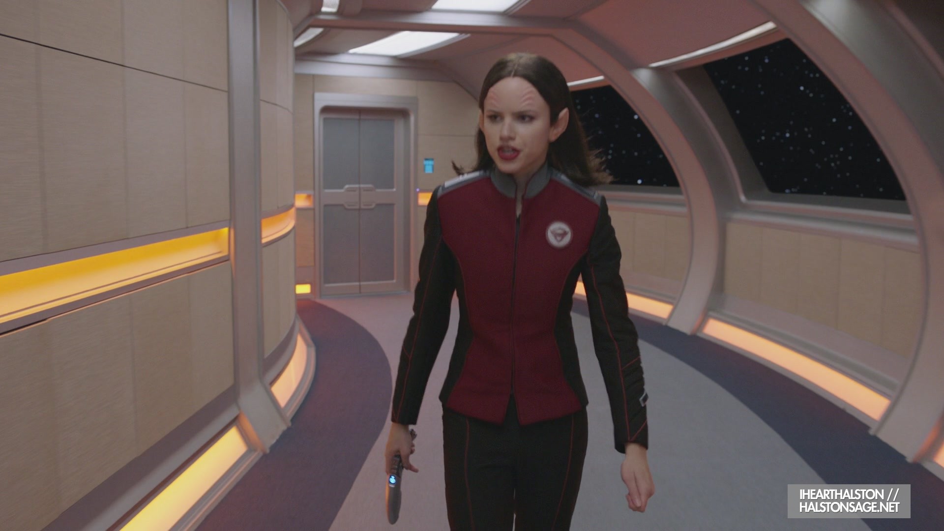 iHeartHalston_HalstonSageNet_TheOrville1x10Screencaps_750.jpg