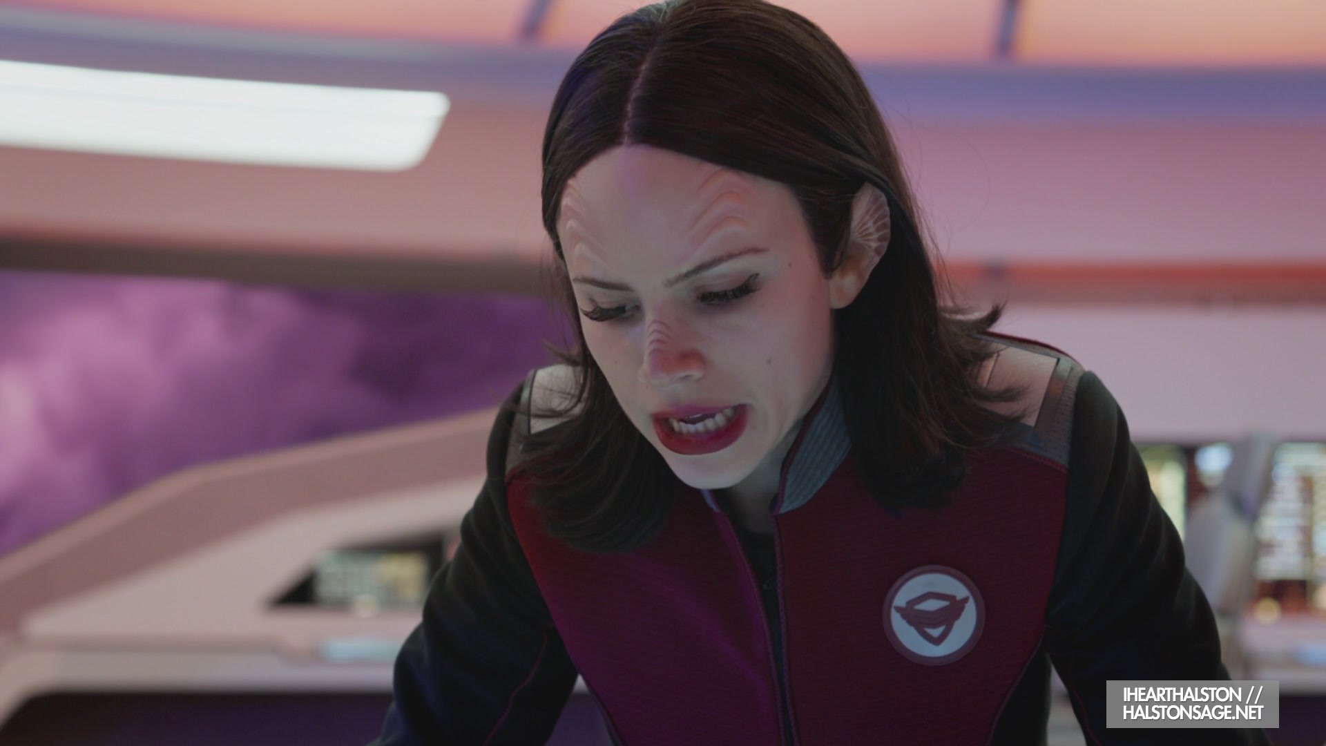 iHeartHalston_HalstonSageNet_TheOrville1x10Screencaps_780.jpg