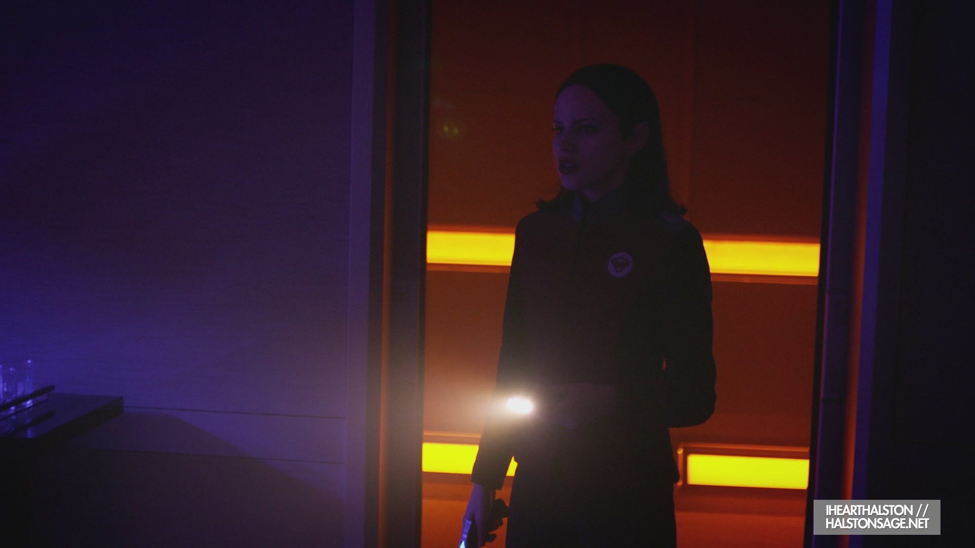 iHeartHalston_HalstonSageNet_TheOrville1x10Screencaps_834.jpg