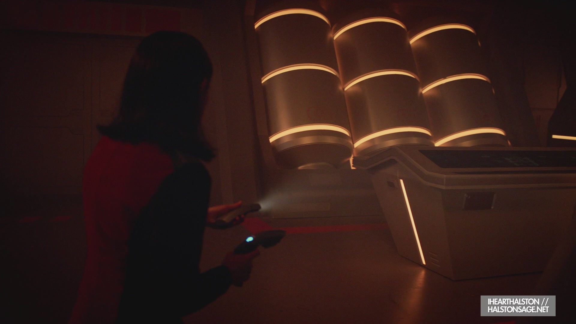 iHeartHalston_HalstonSageNet_TheOrville1x10Screencaps_849.jpg