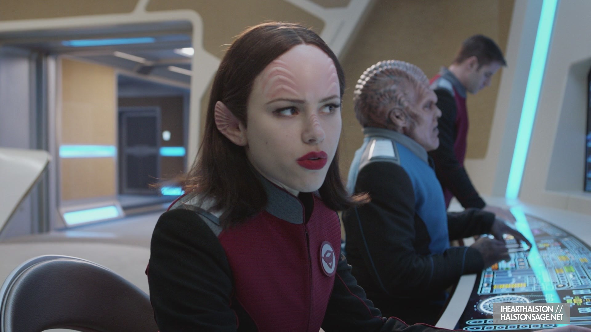 iHeartHalston_HalstonSageNet_TheOrville1x11Screencaps_017.jpg