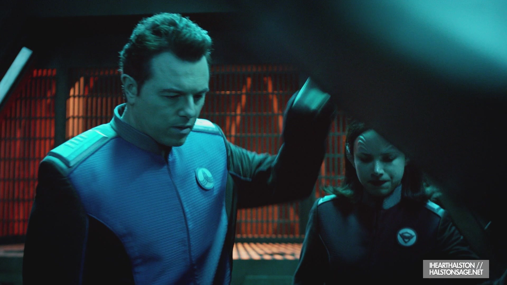 iHeartHalston_HalstonSageNet_TheOrville1x11Screencaps_027.jpg