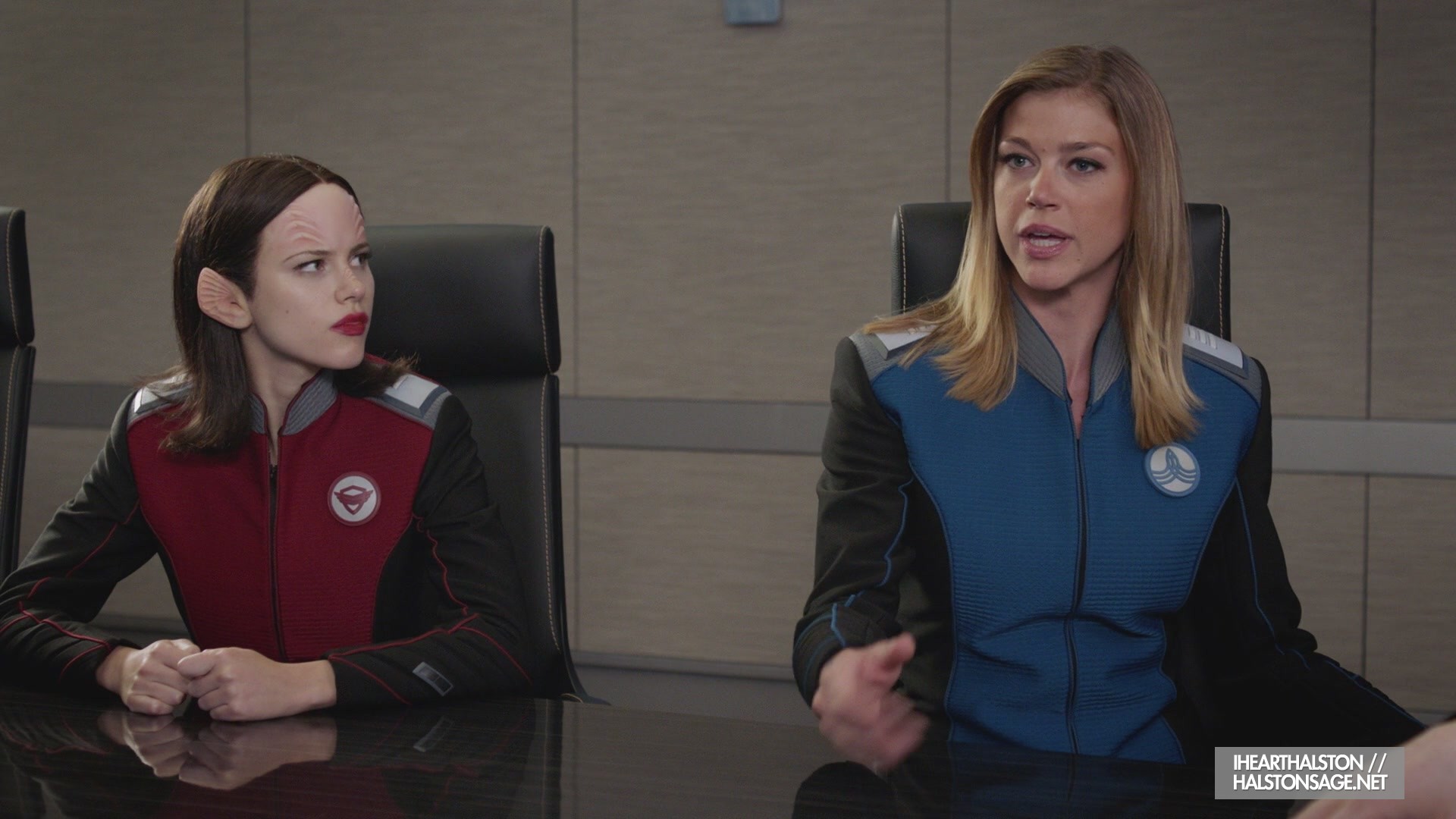 iHeartHalston_HalstonSageNet_TheOrville1x11Screencaps_042.jpg