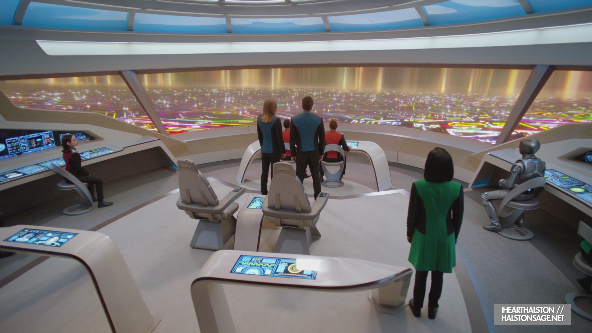 iHeartHalston_HalstonSageNet_TheOrville1x11Screencaps_049.jpg